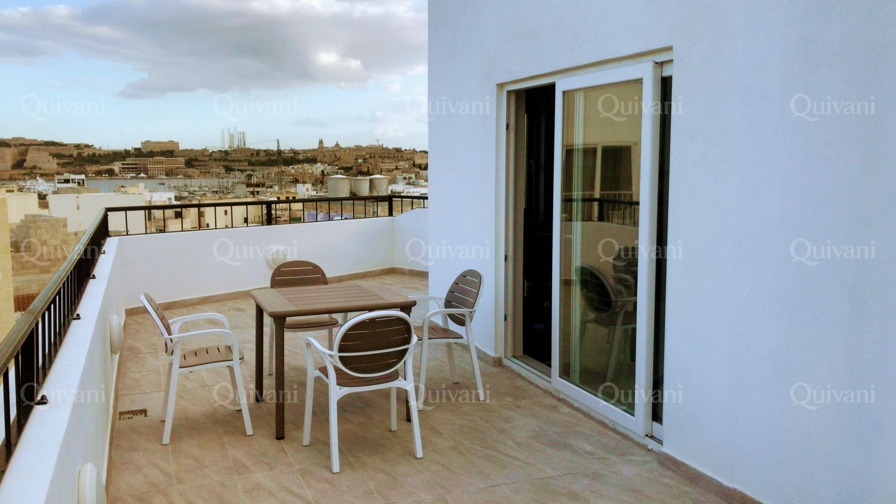 Gzira, Furnished Duplex Penthouse