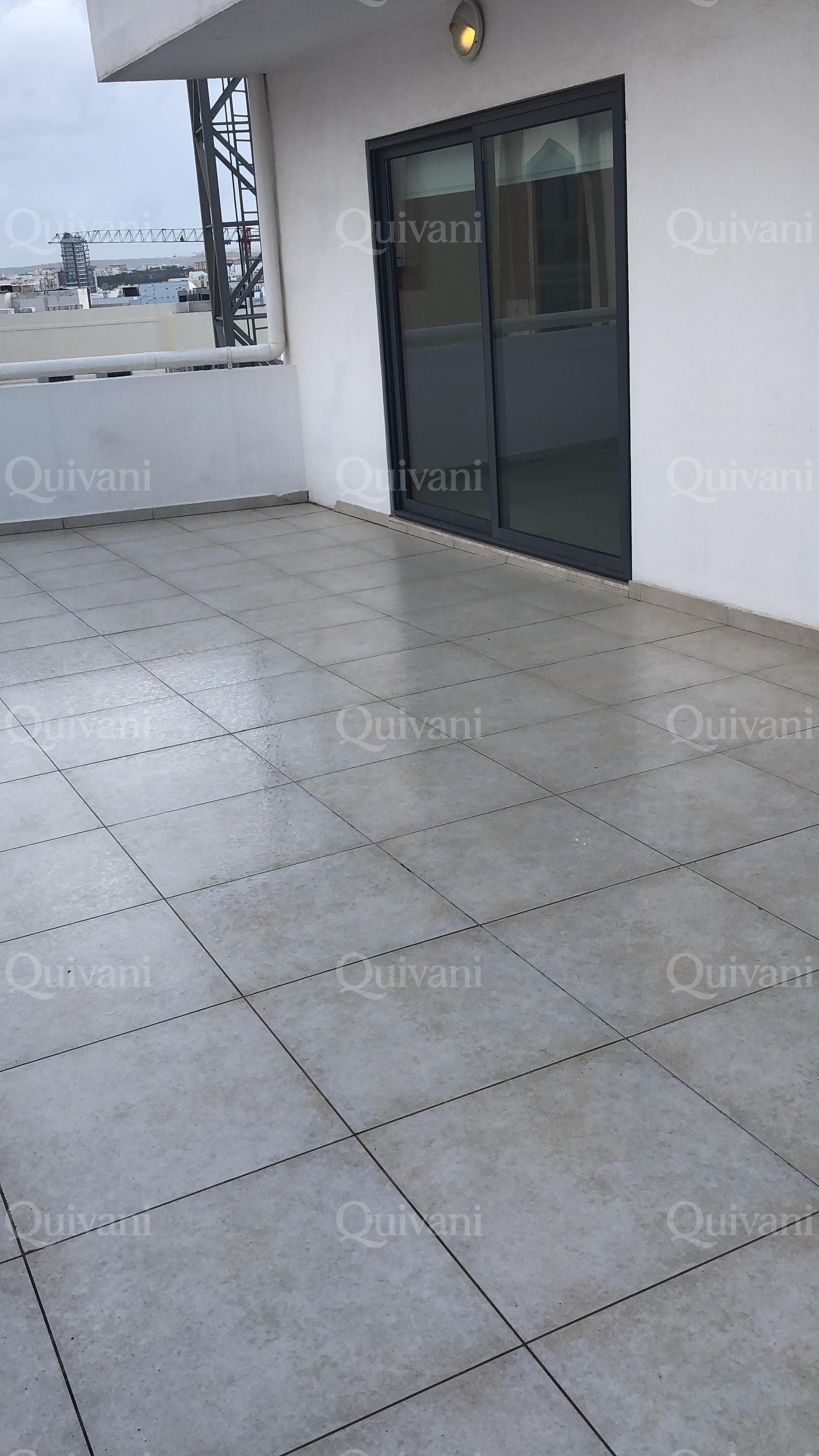 Sliema, Finished Office