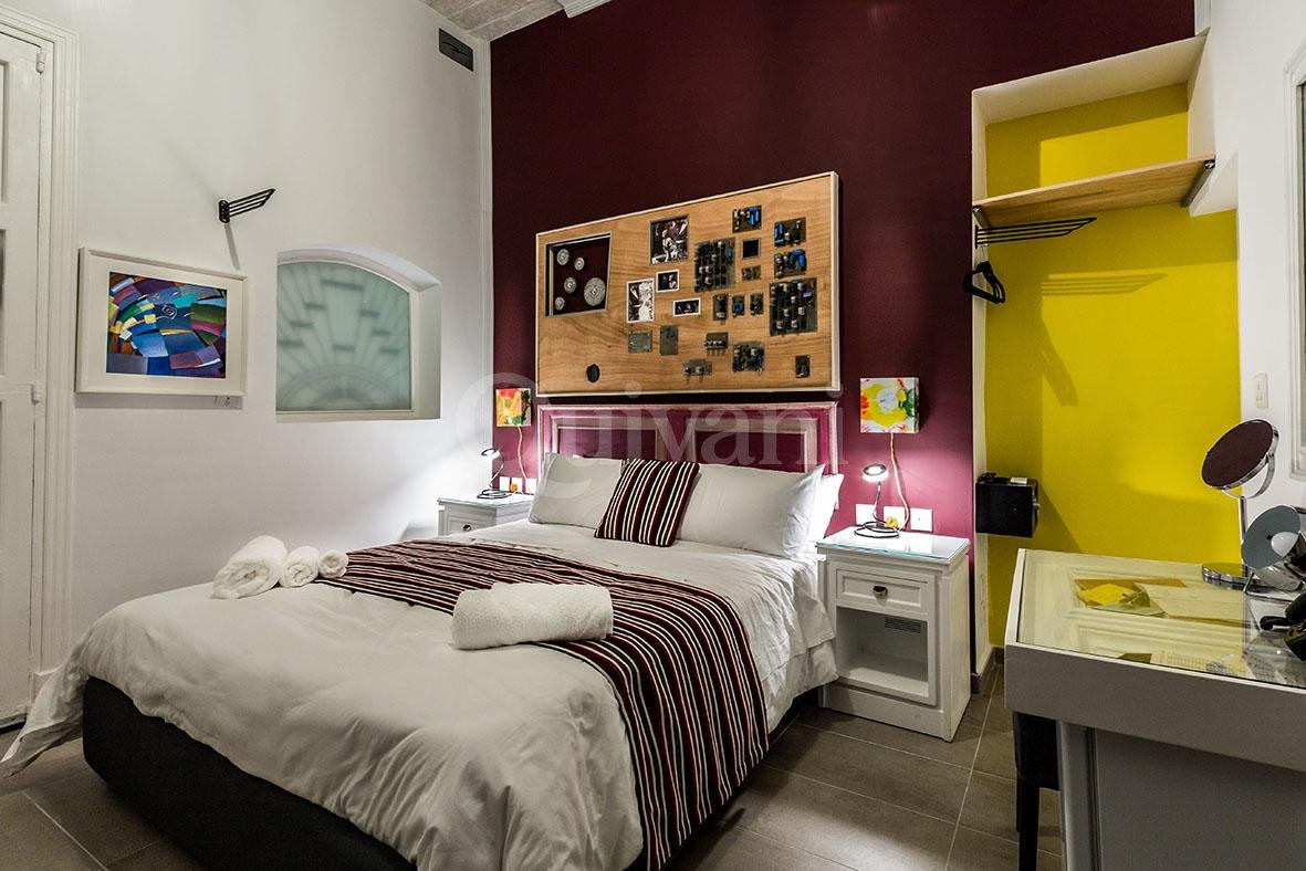 Cospicua, Finished Bed & Breakfast