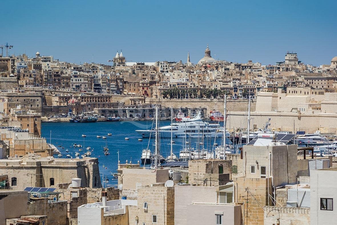 Cospicua, Finished Bed & Breakfast