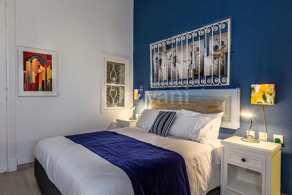 Cospicua, Finished Bed & Breakfast
