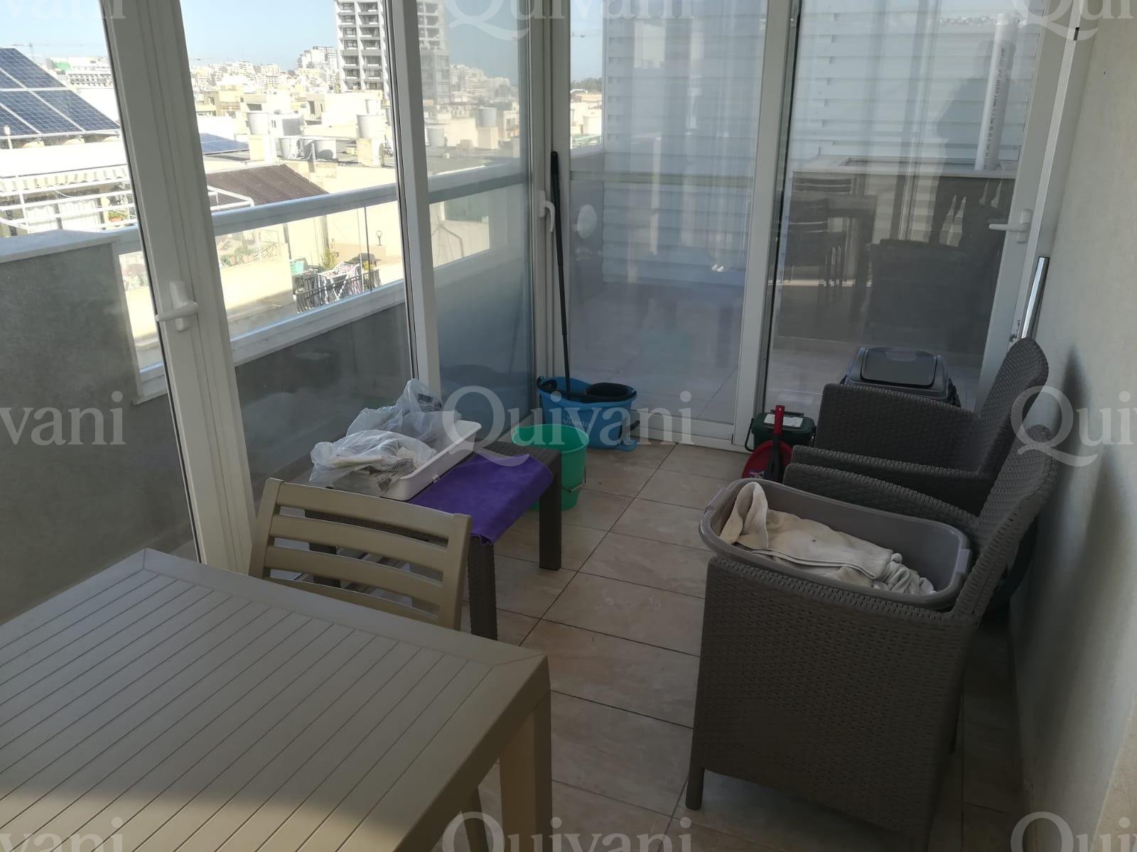 Gzira, Furnished Studio Penthouse