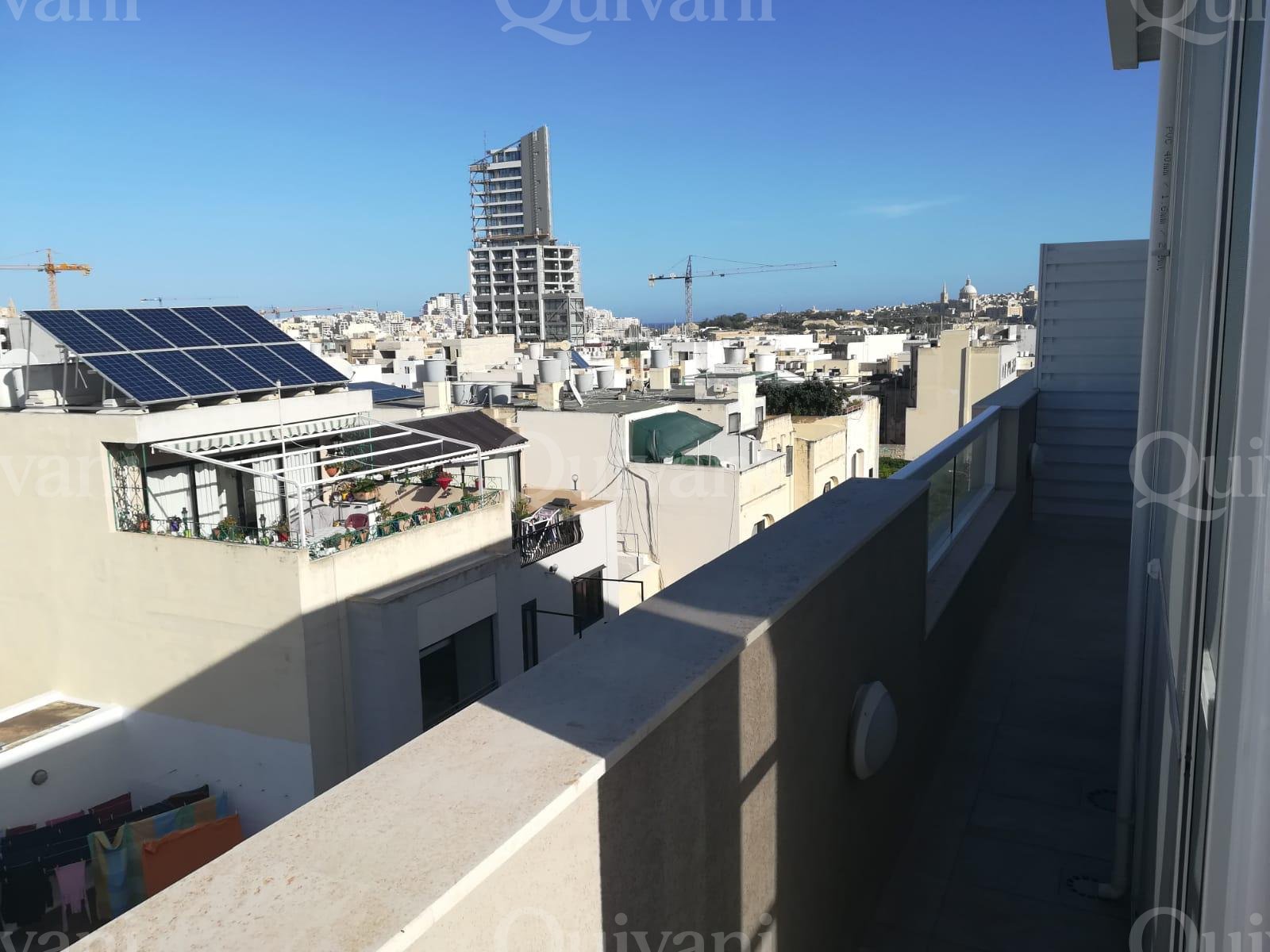 Gzira, Furnished Studio Penthouse