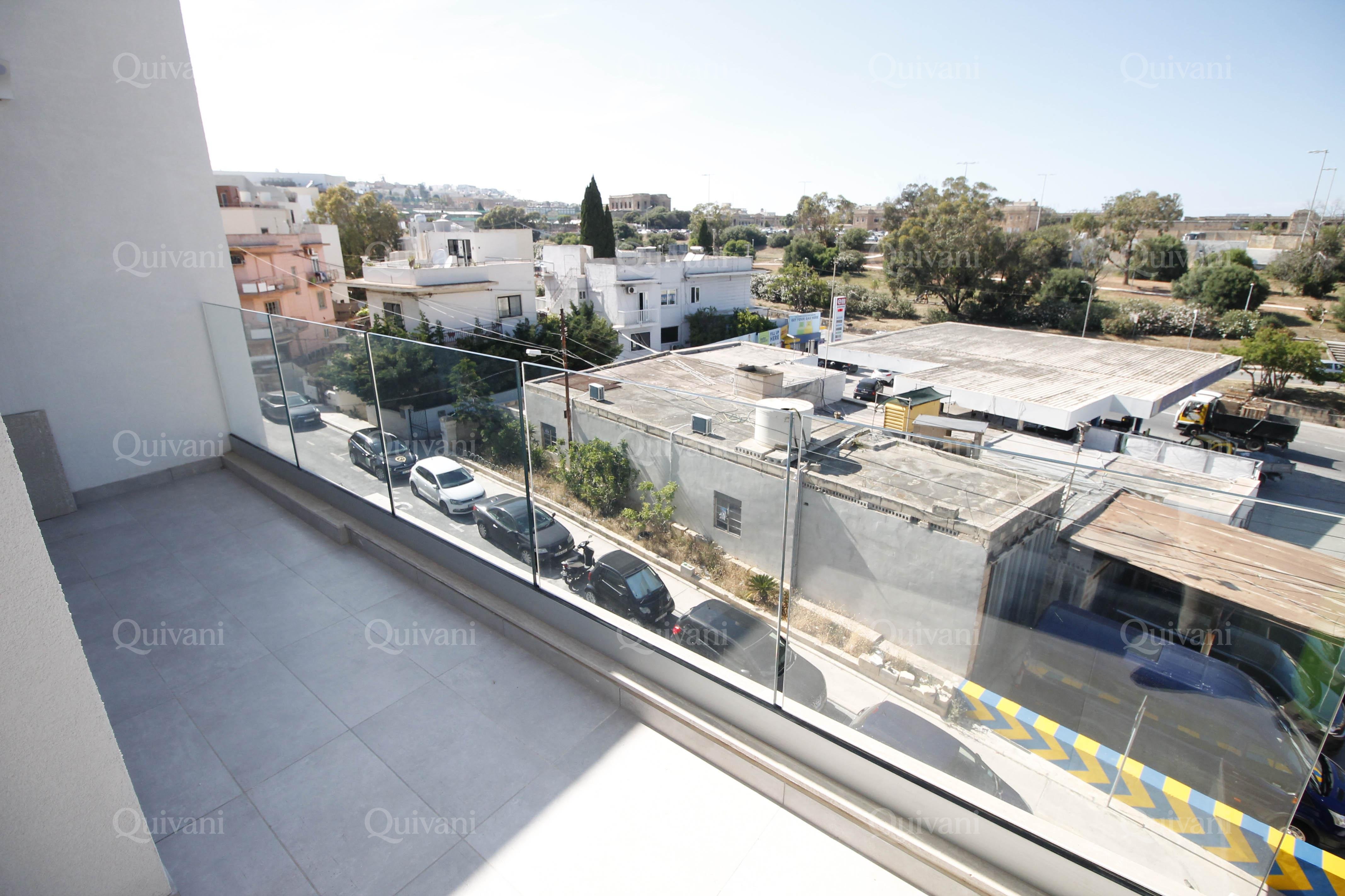 Swieqi, Furnished Apartment