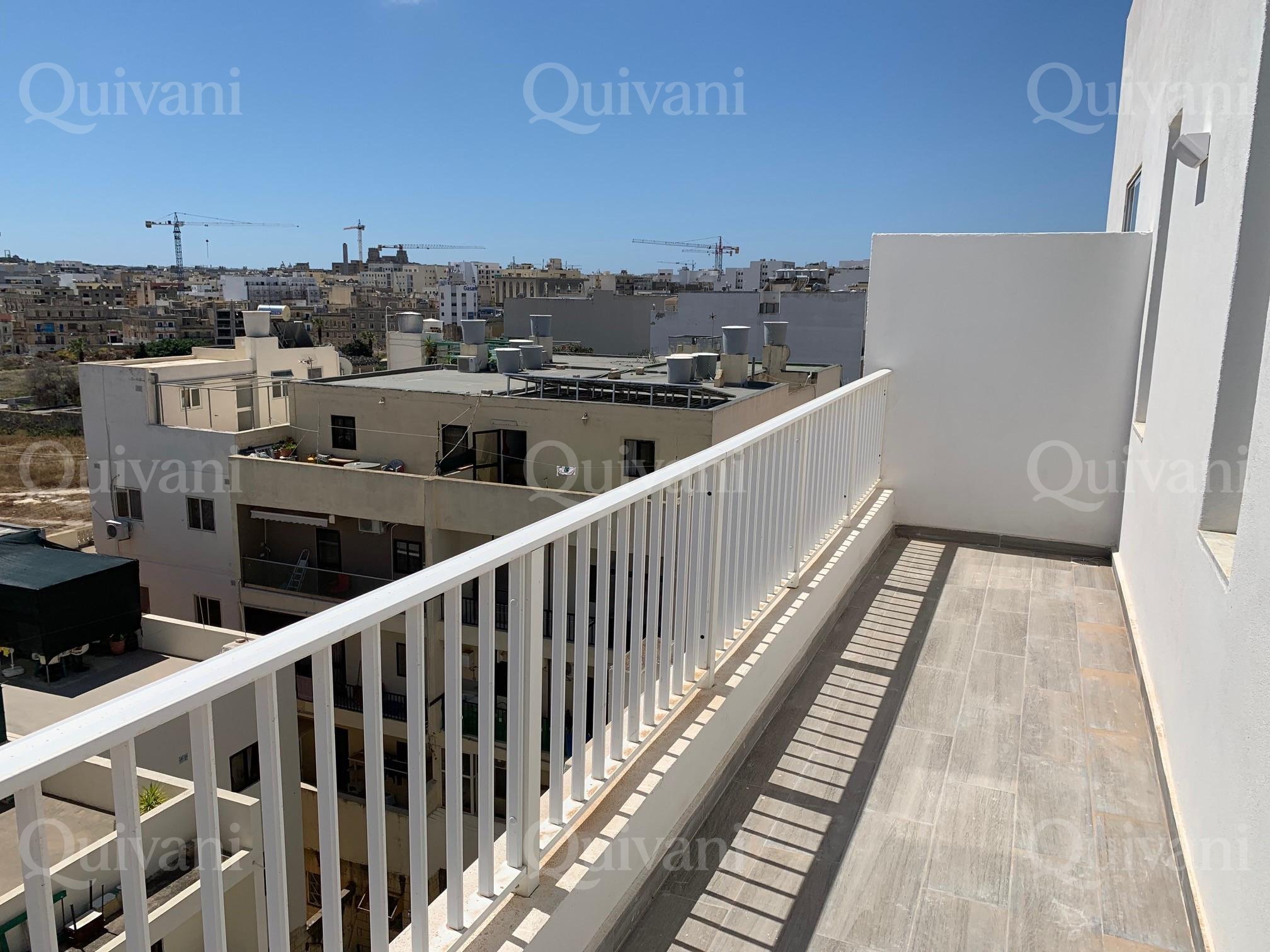 Gzira, Furnished Penthouse