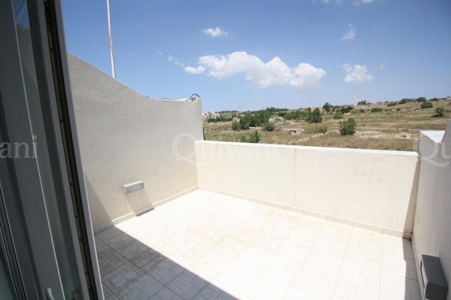 Birzebbugia, Furnished Apartment
