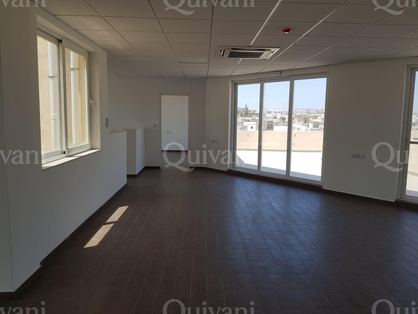 Birkirkara, Finished Penthouse Office