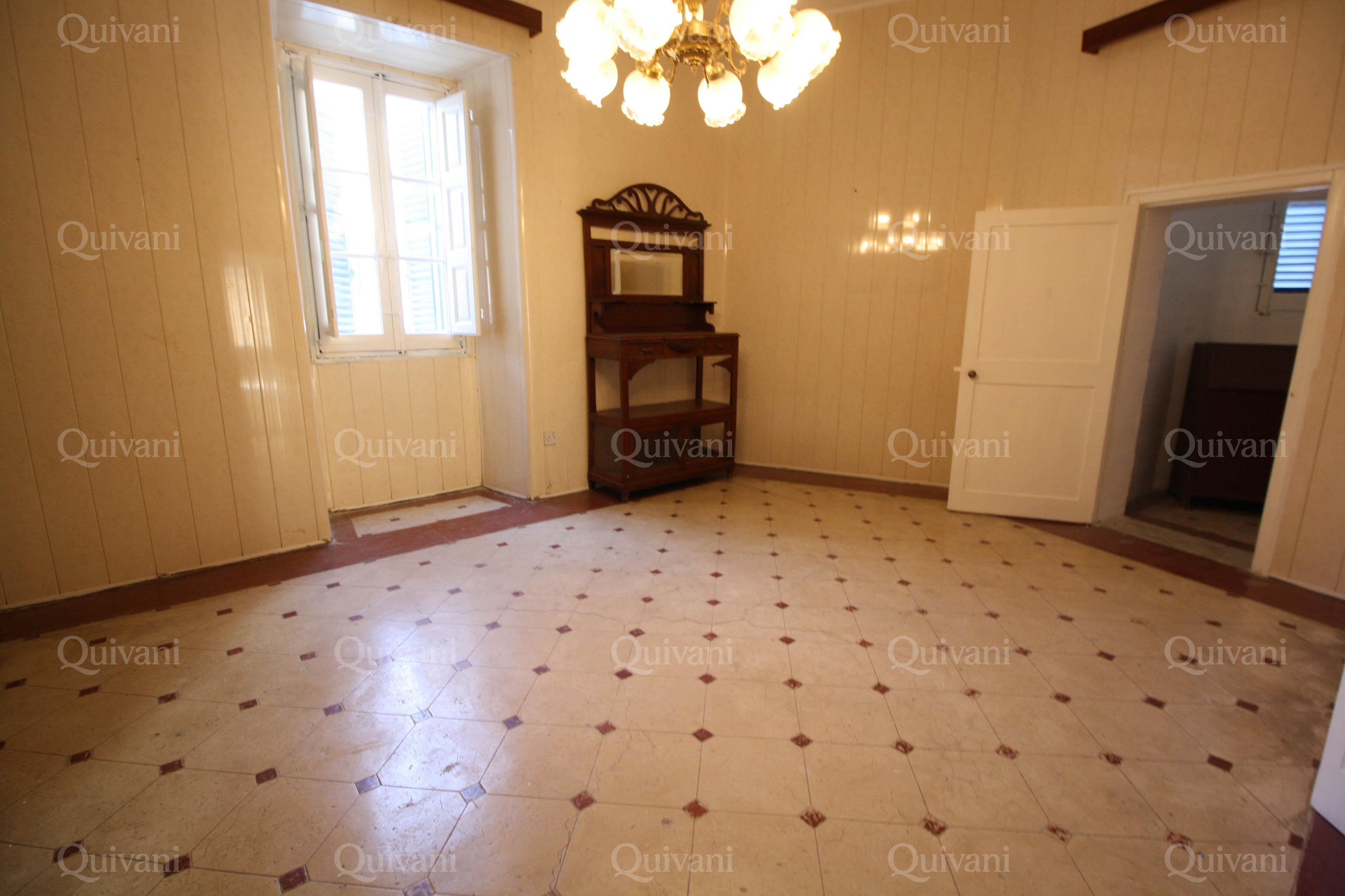 Santa Venera, Semi-Furnished Town House
