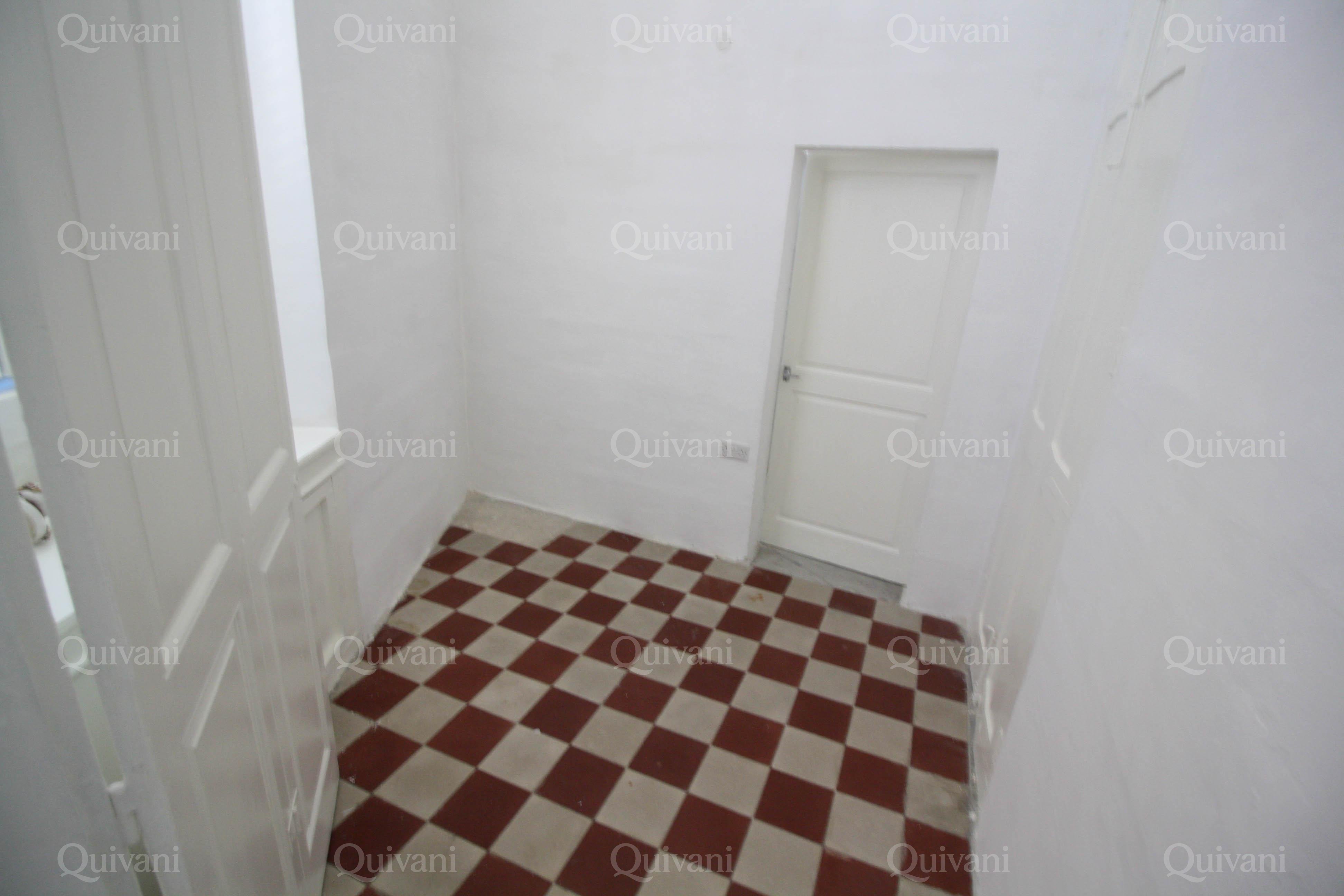 Santa Venera, Semi-Furnished Town House