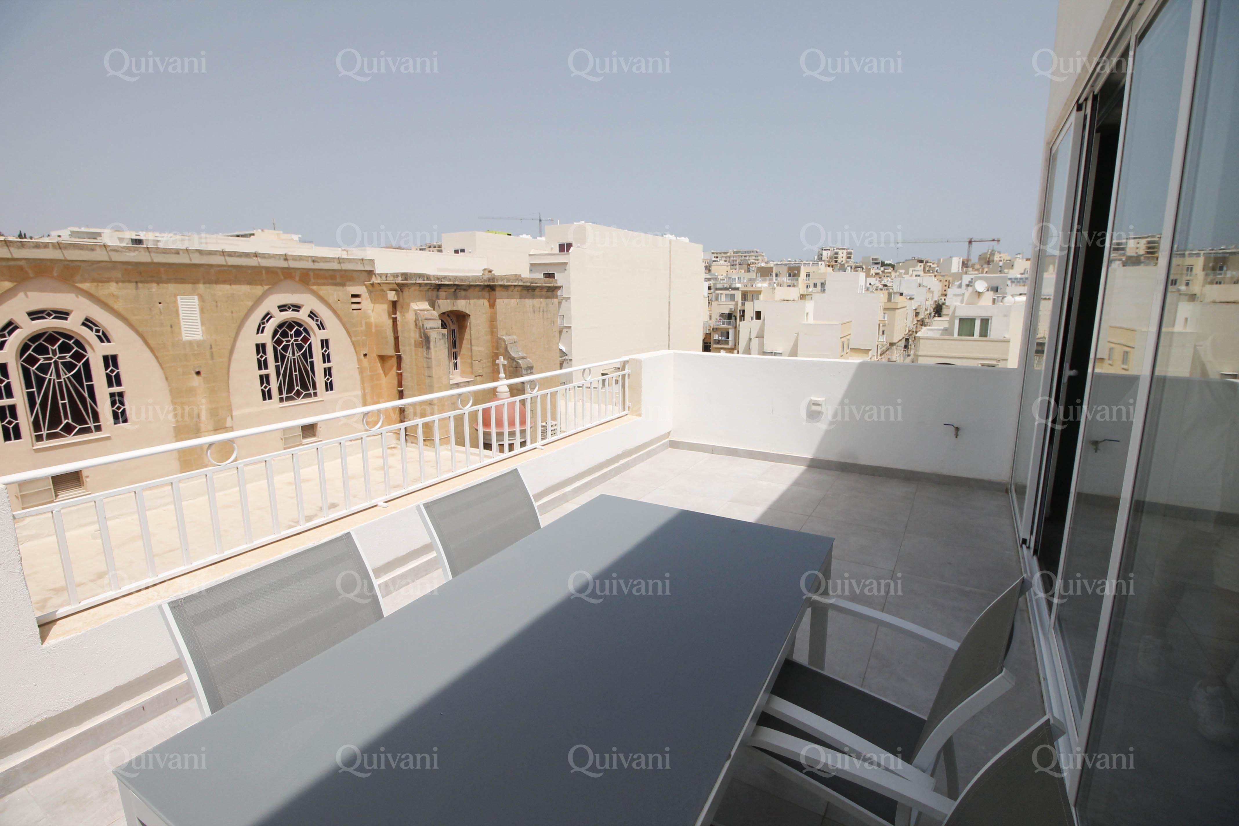 Gzira, Furnished Penthouse