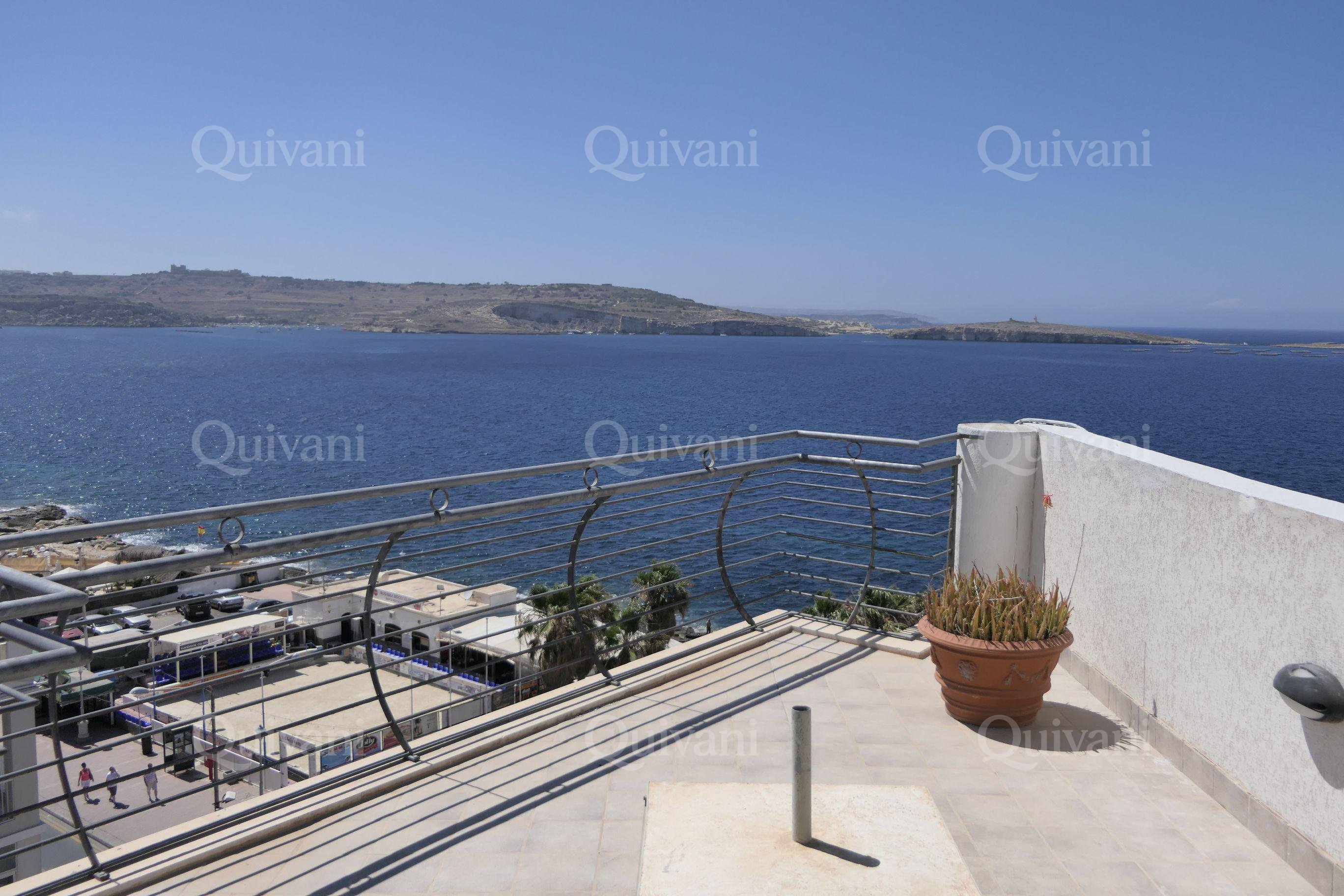 Bugibba, Furnished Penthouse