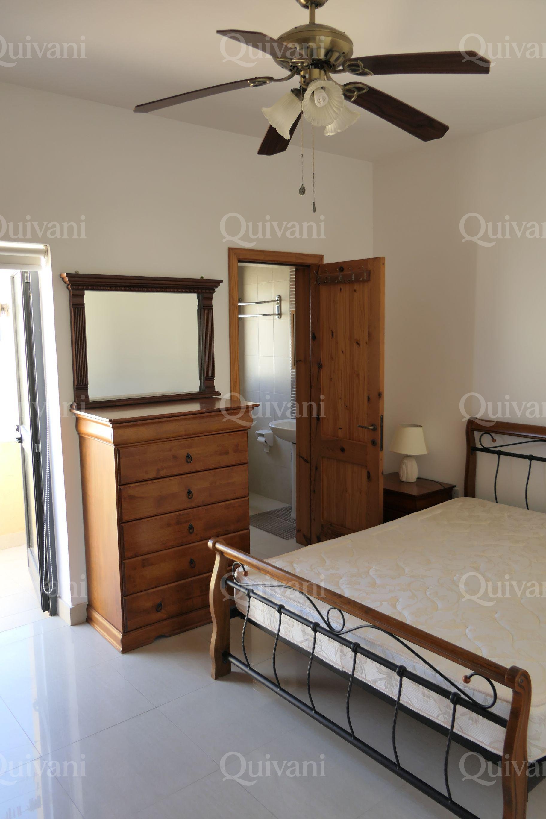 Bugibba, Furnished Penthouse