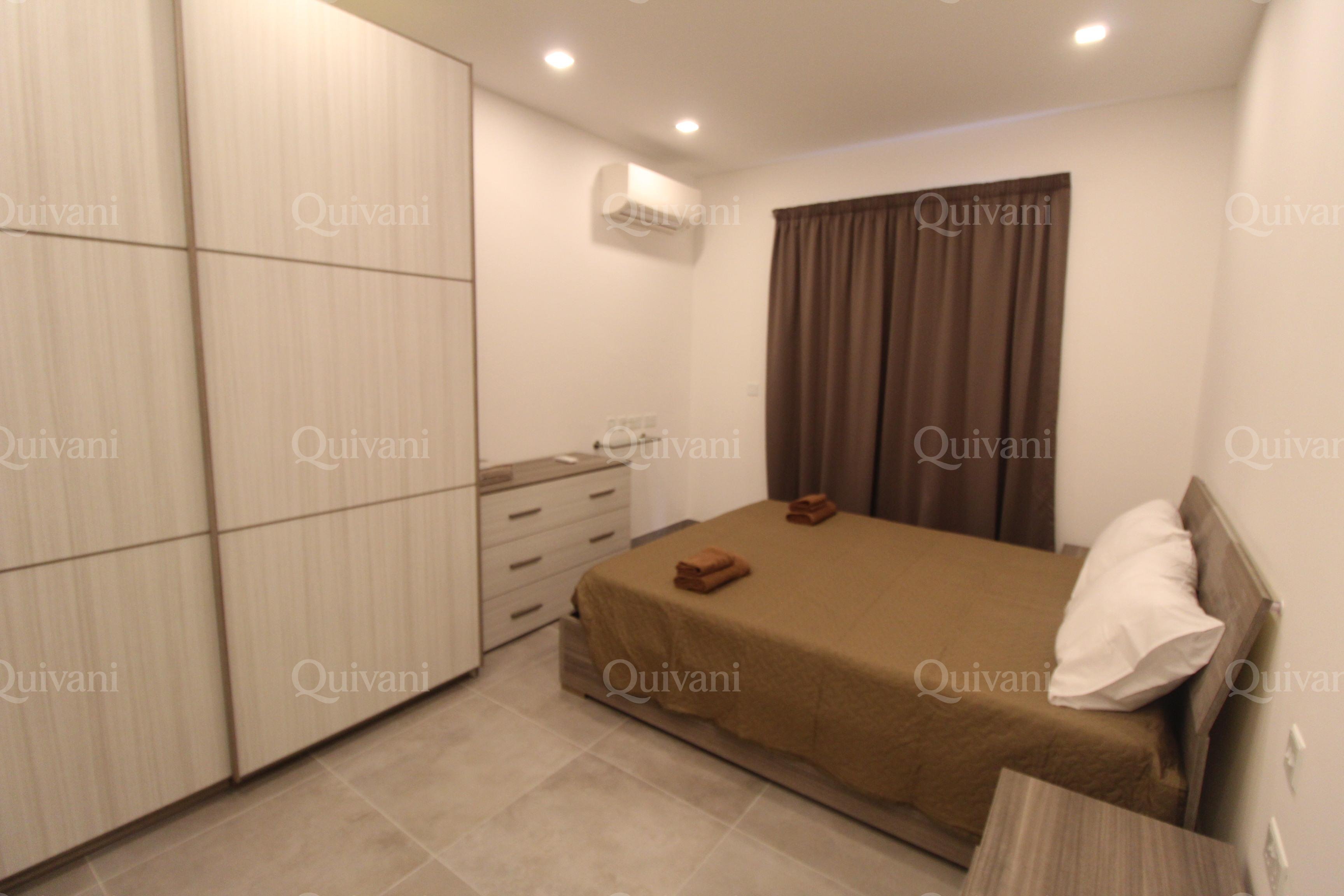 Swieqi, Furnished Penthouse
