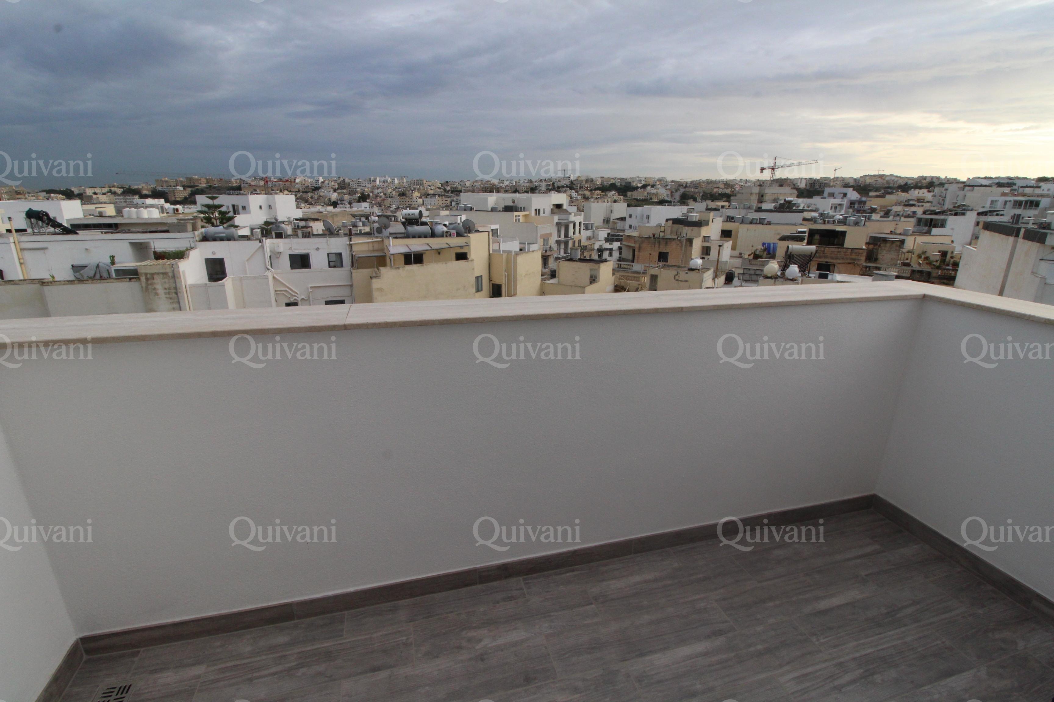 Swieqi, Furnished Penthouse