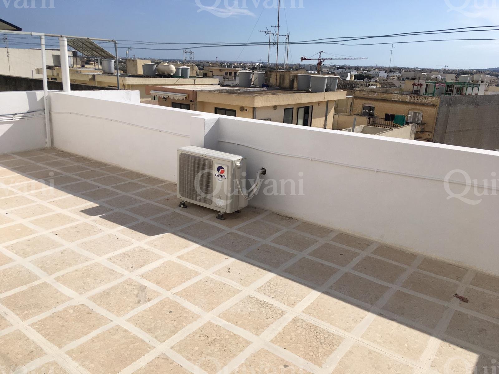 Mosta, Furnished Duplex Apartment