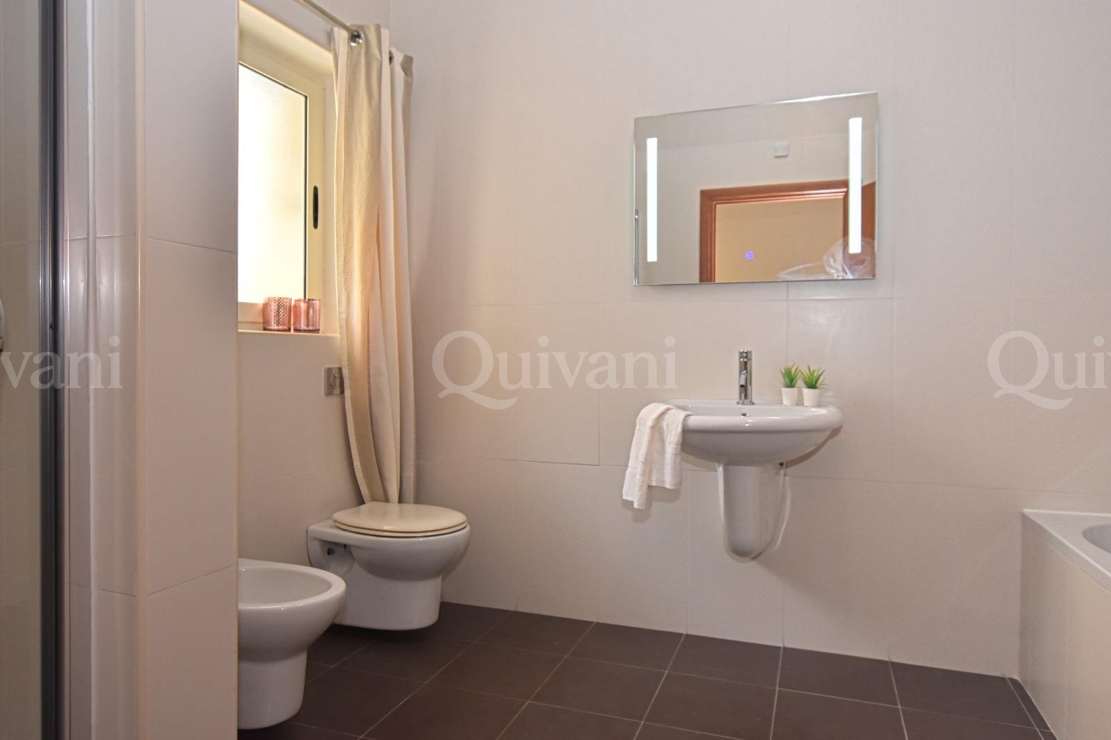 Bahar ic-Caghaq, Furnished Apartment