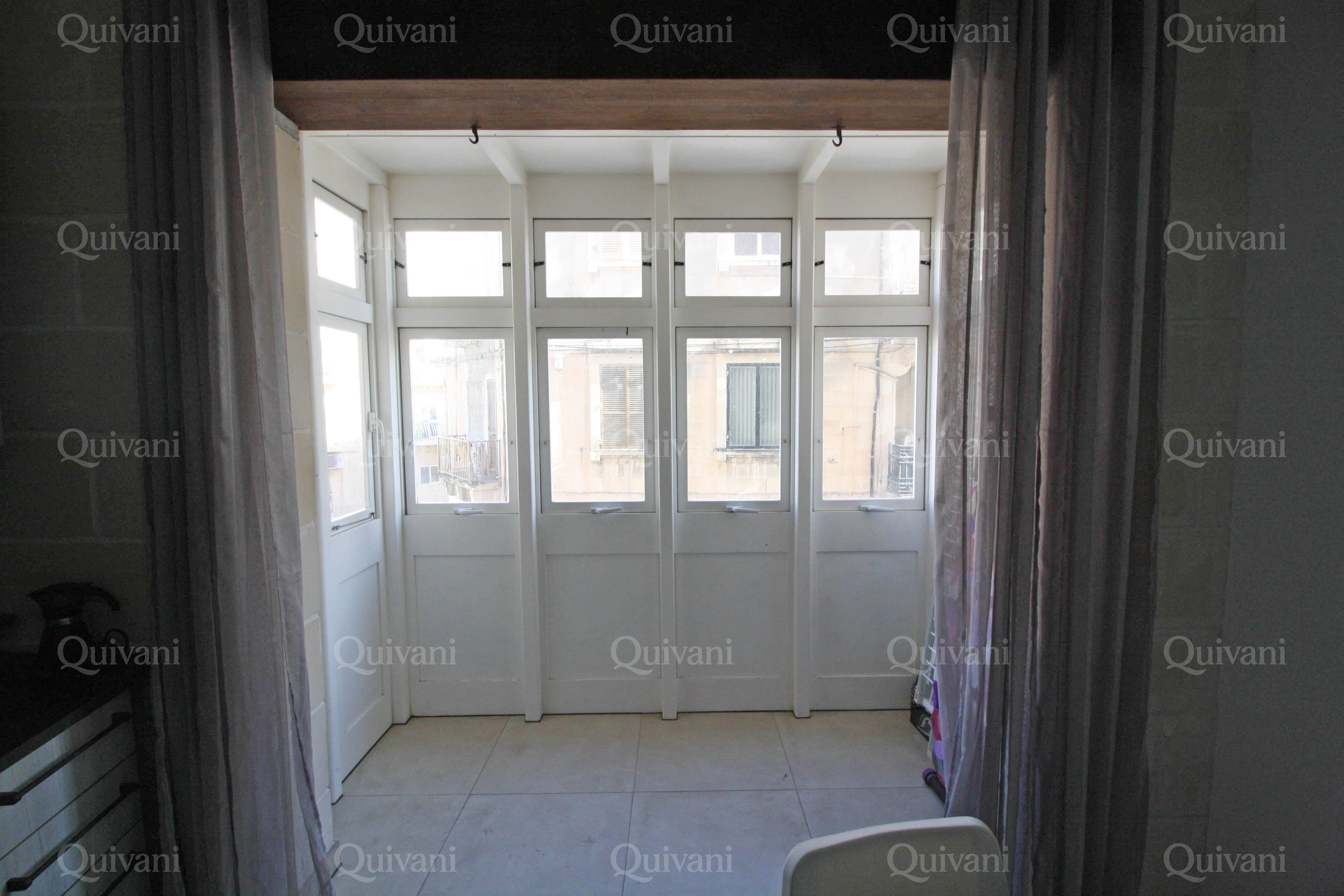 Gzira, Furnished Apartment