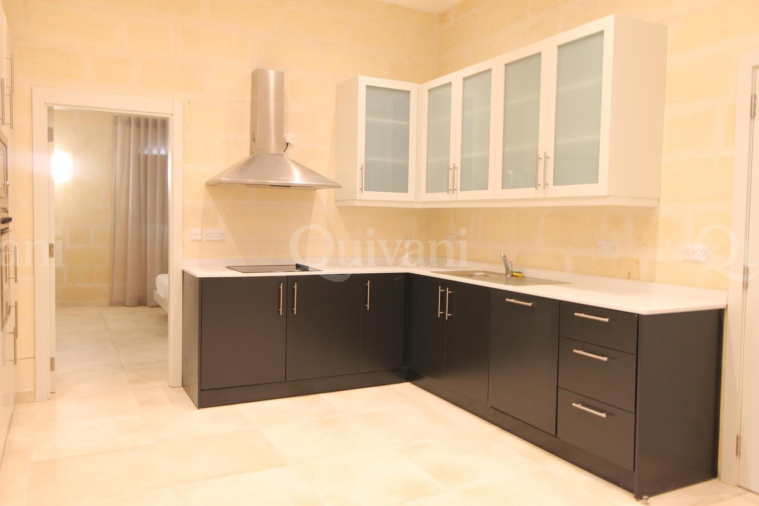 Qormi, Furnished Farmhouse