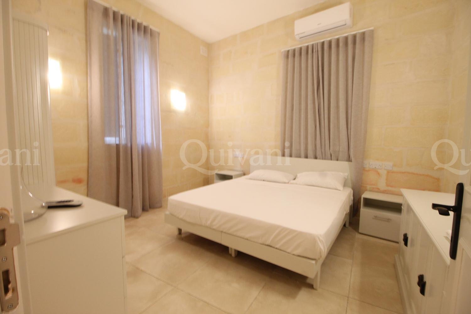 Qormi, Furnished Farmhouse