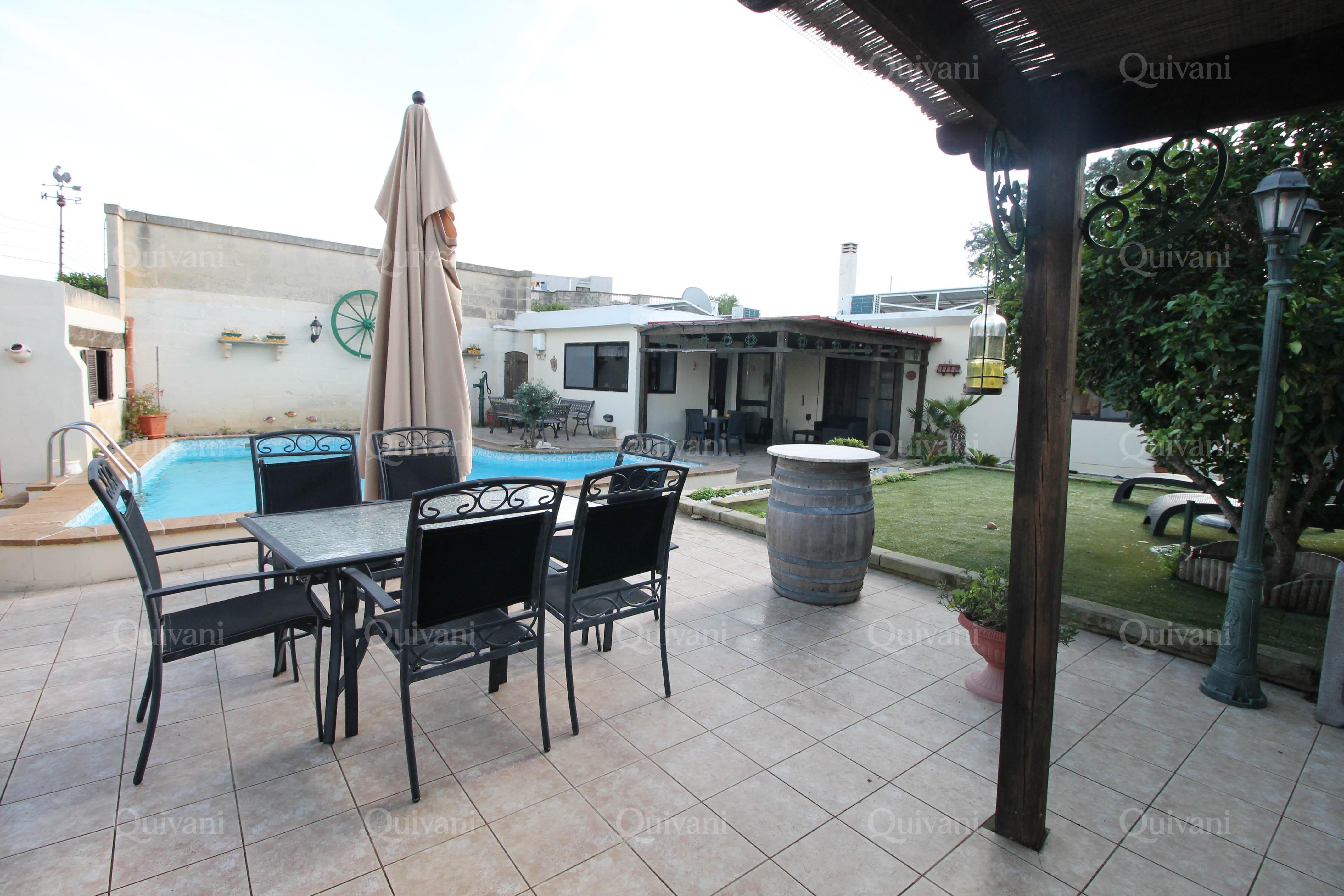 Attard, Furnished Bungalow