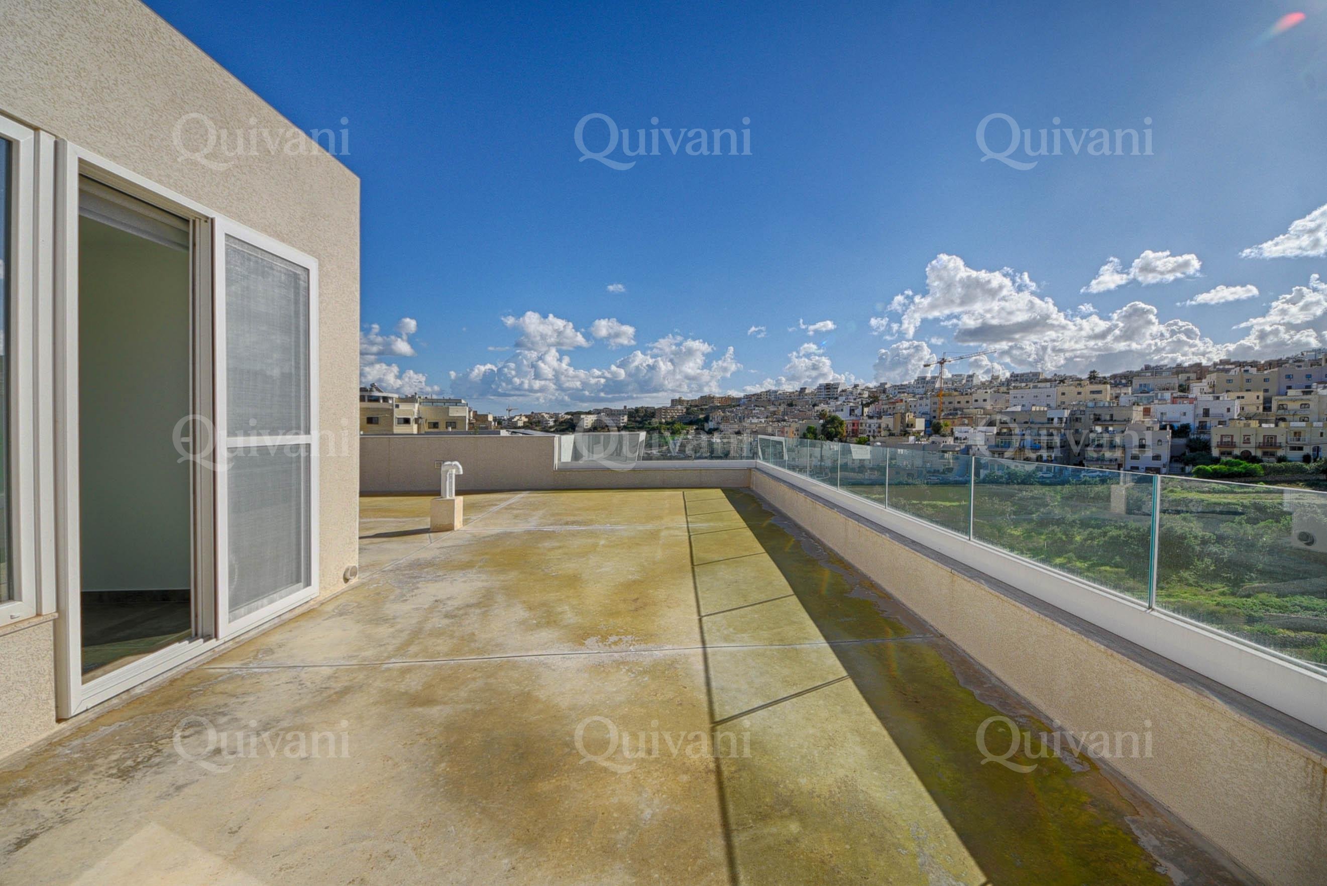 Swieqi, Furnished Villa