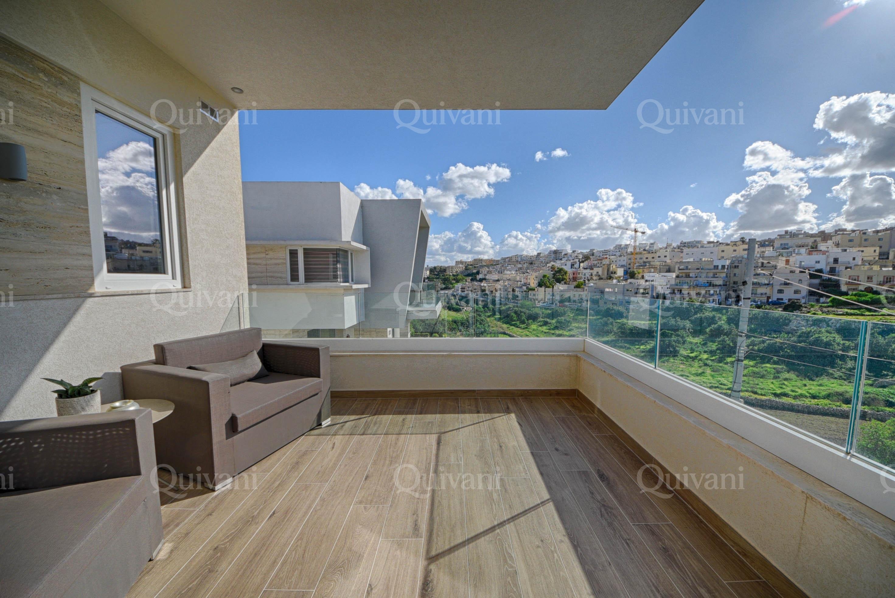 Swieqi, Furnished Villa