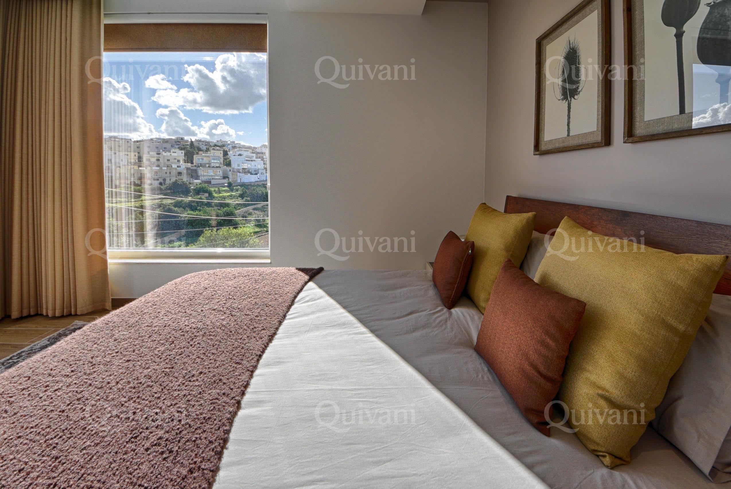 Swieqi, Furnished Villa