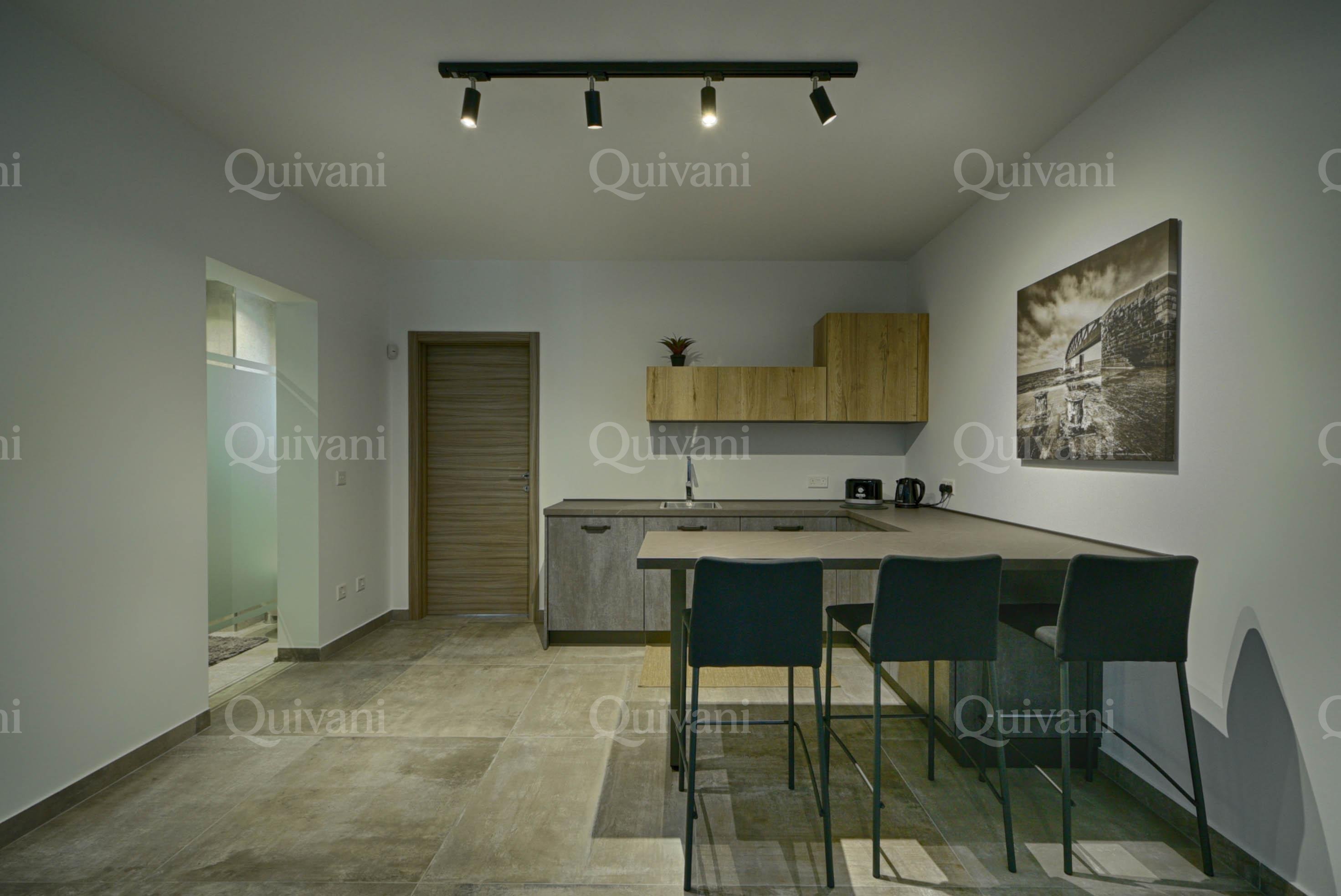 Swieqi, Furnished Villa