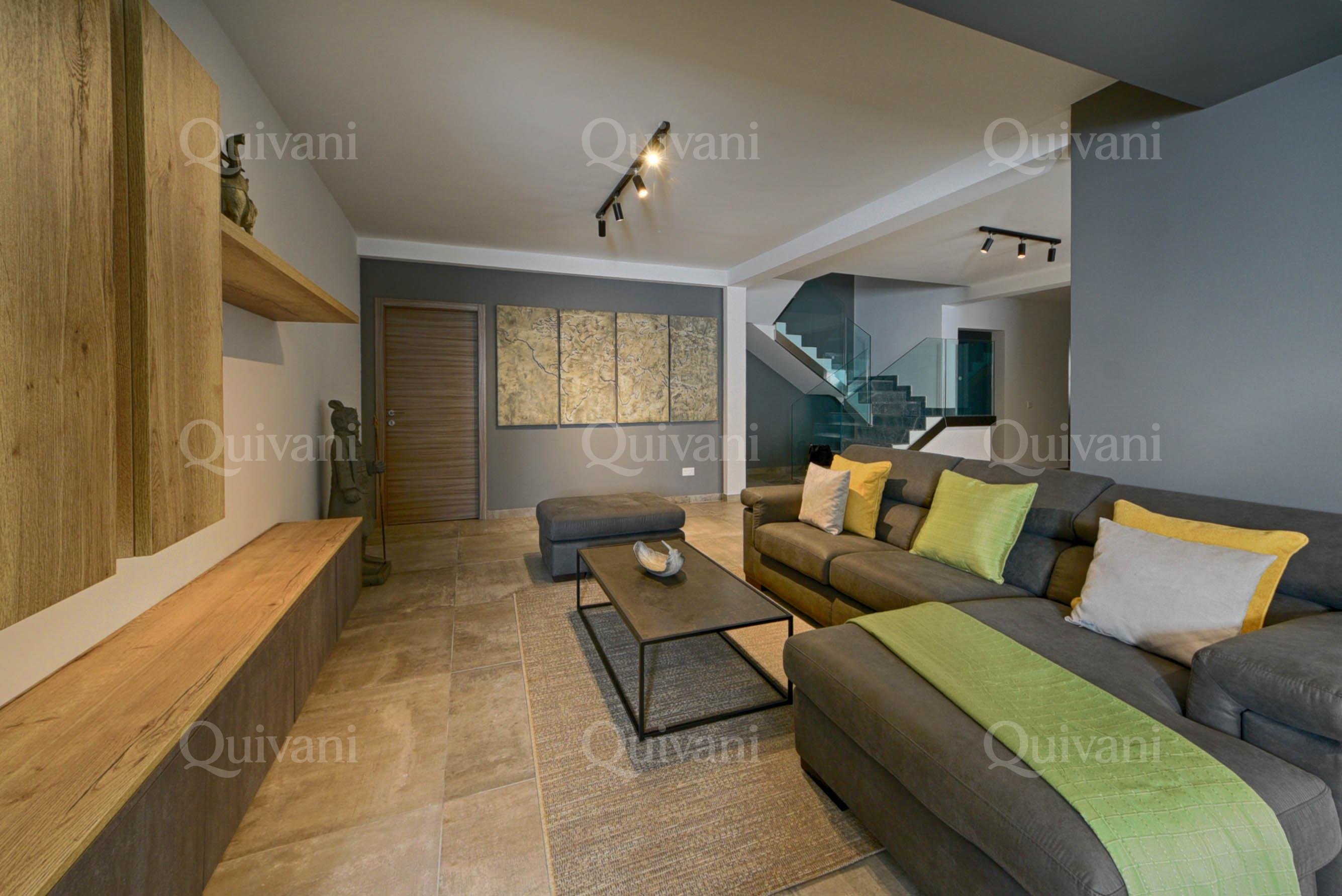 Swieqi, Furnished Villa