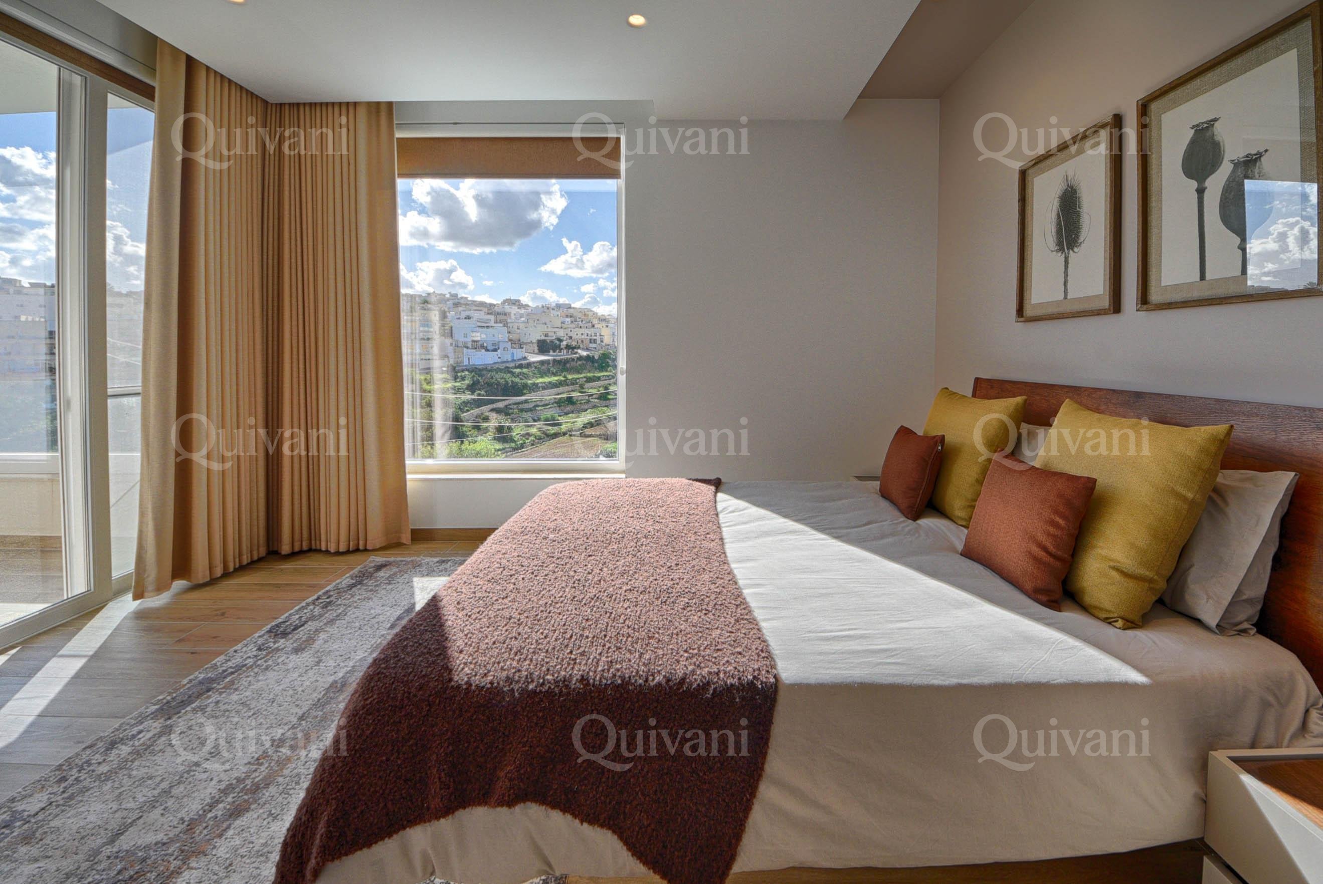 Swieqi, Furnished Villa