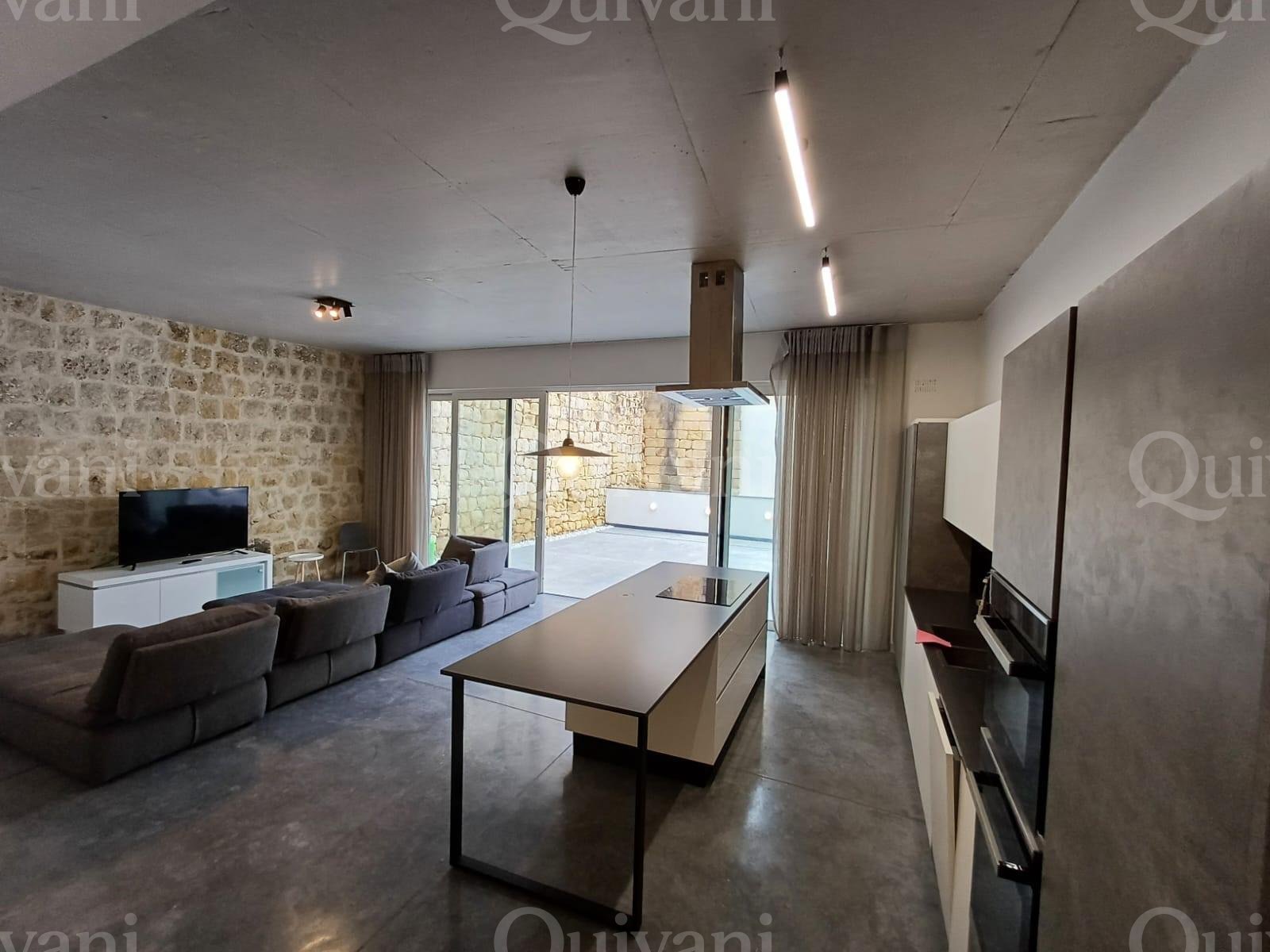 Mosta, Furnished Maisonette
