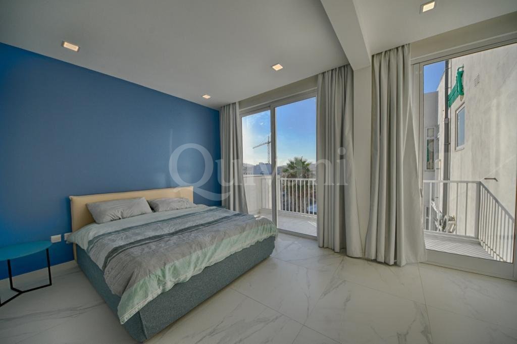 Mosta, Furnished Penthouse