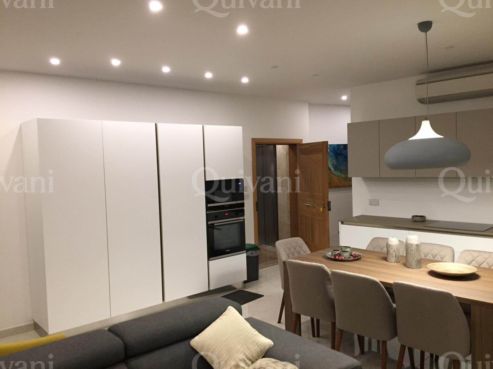 Ta'' Xbiex, Furnished Apartment