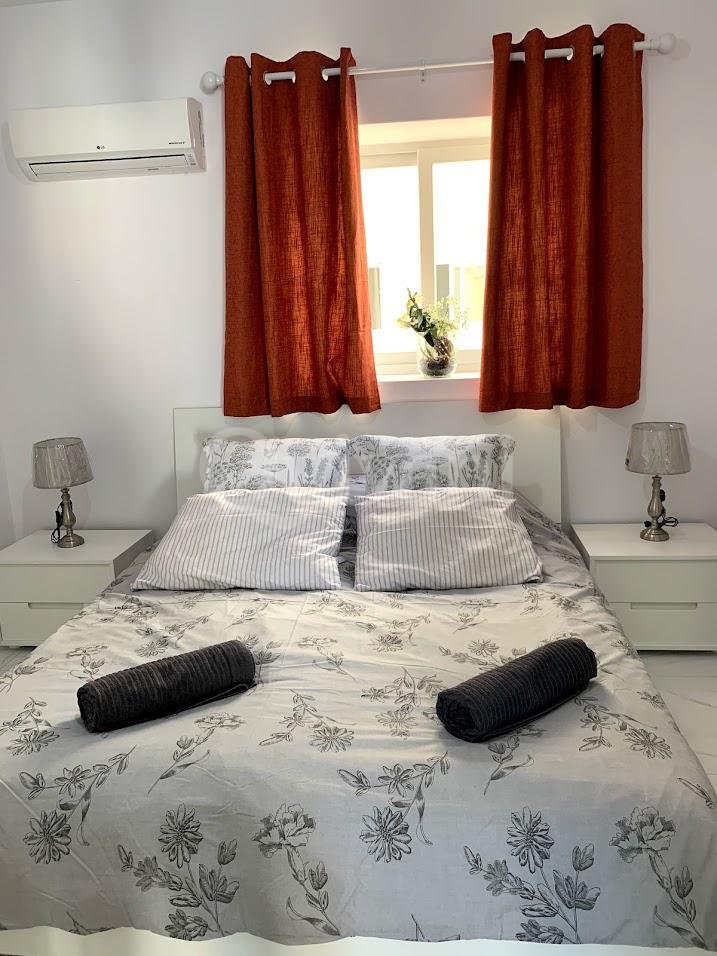 Ta'' Xbiex, Furnished Apartment
