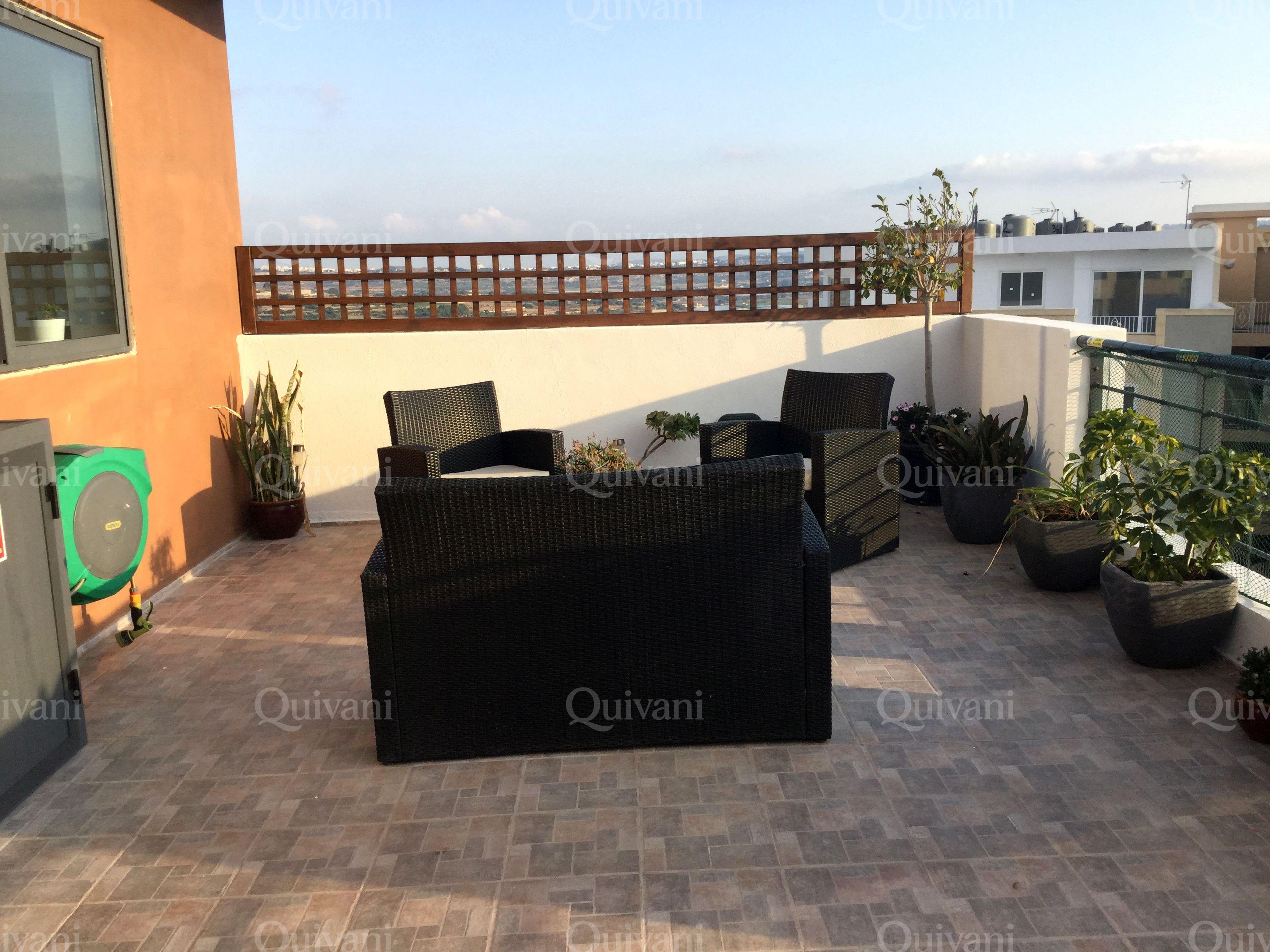 Qawra, Furnished Penthouse