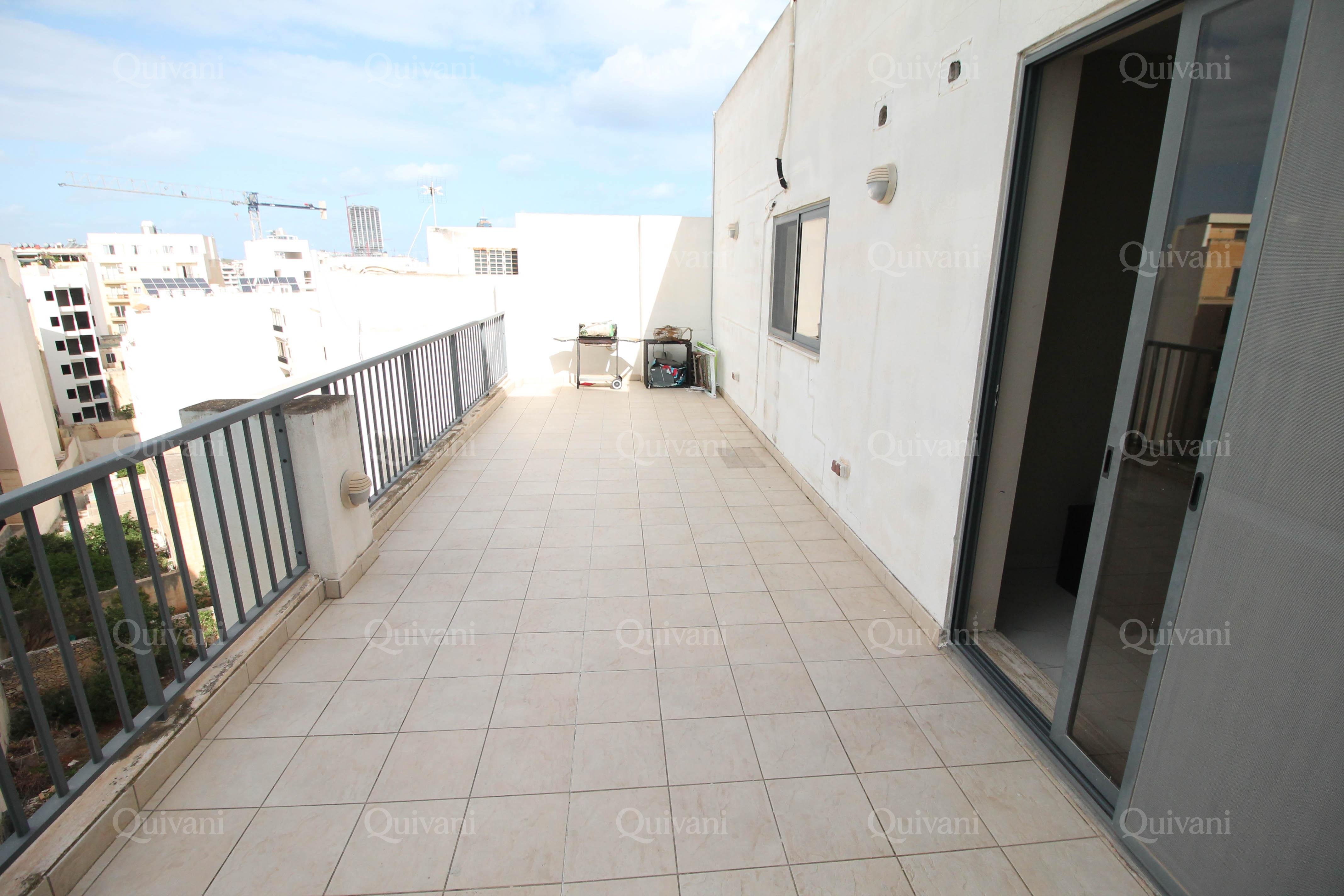 Sliema, Furnished Penthouse