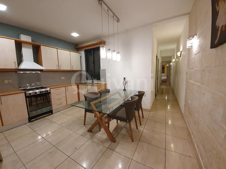 St Pauls Bay, Furnished Maisonette