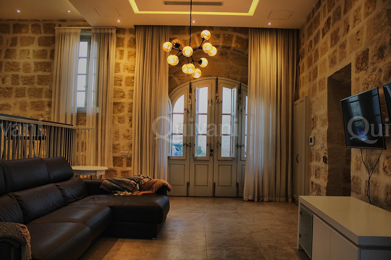 Qormi, Furnished Palazzo