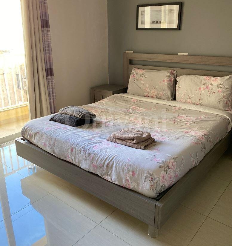 Ta'' Xbiex, Furnished Duplex Penthouse