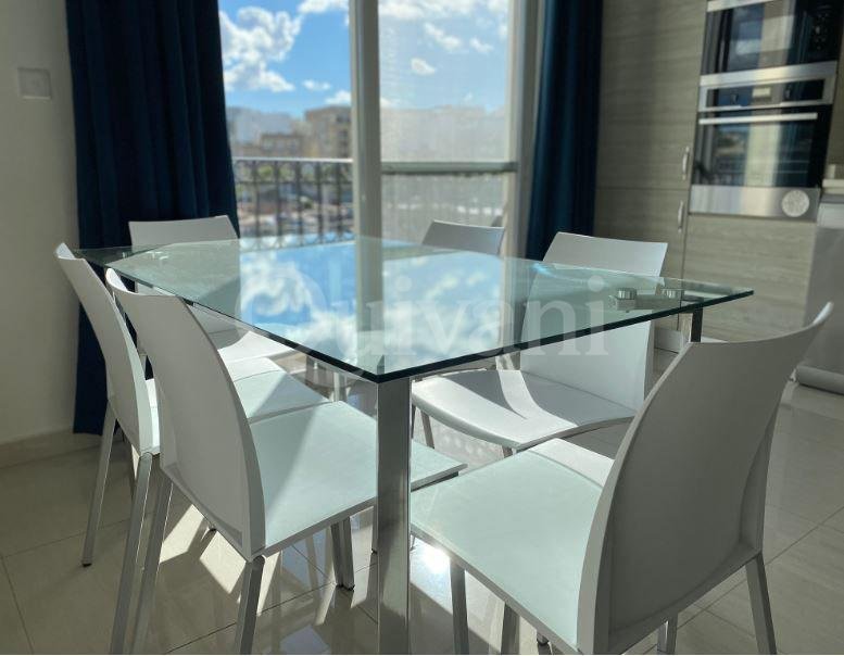 Ta'' Xbiex, Furnished Duplex Penthouse