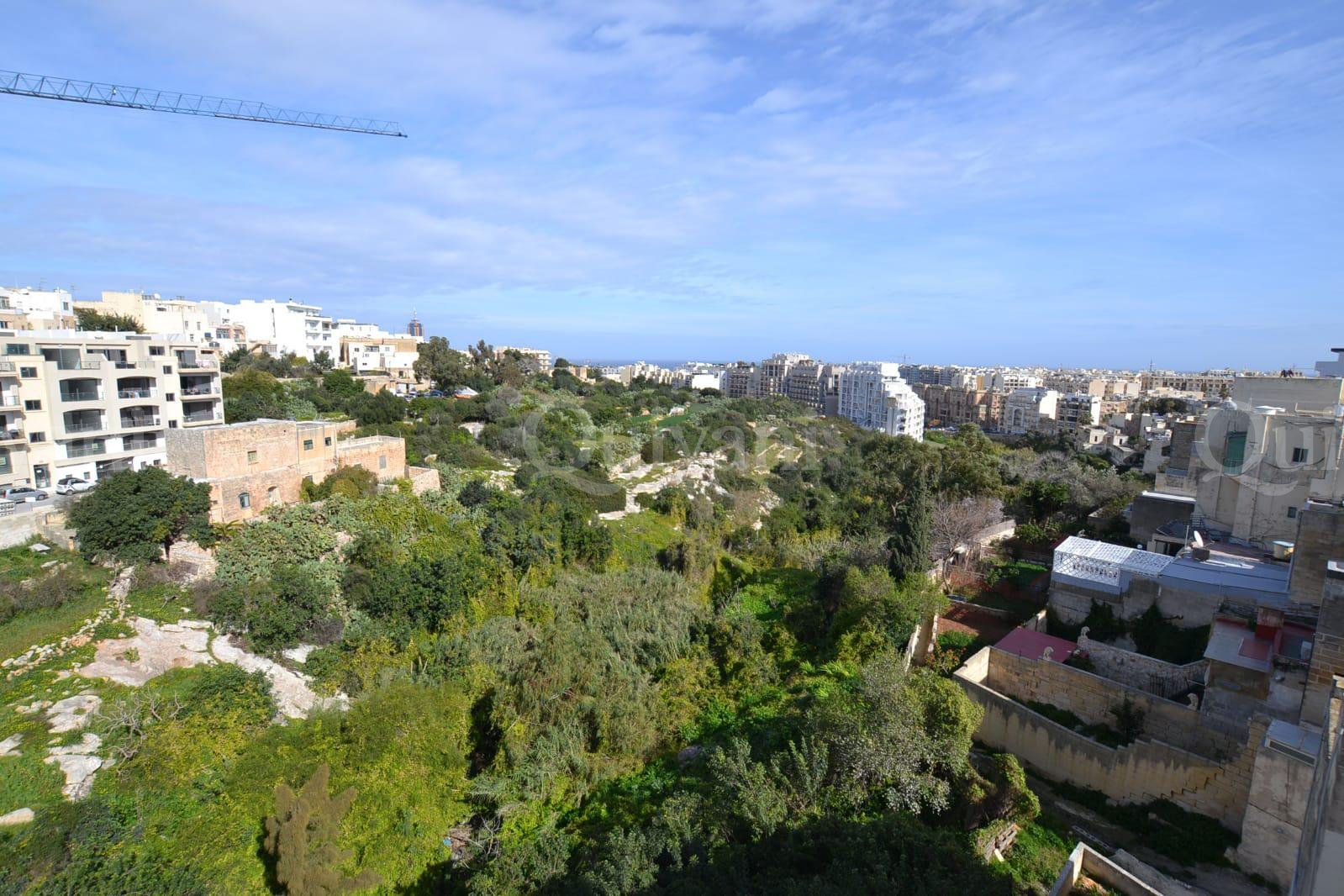 St Julians, Furnished Penthouse