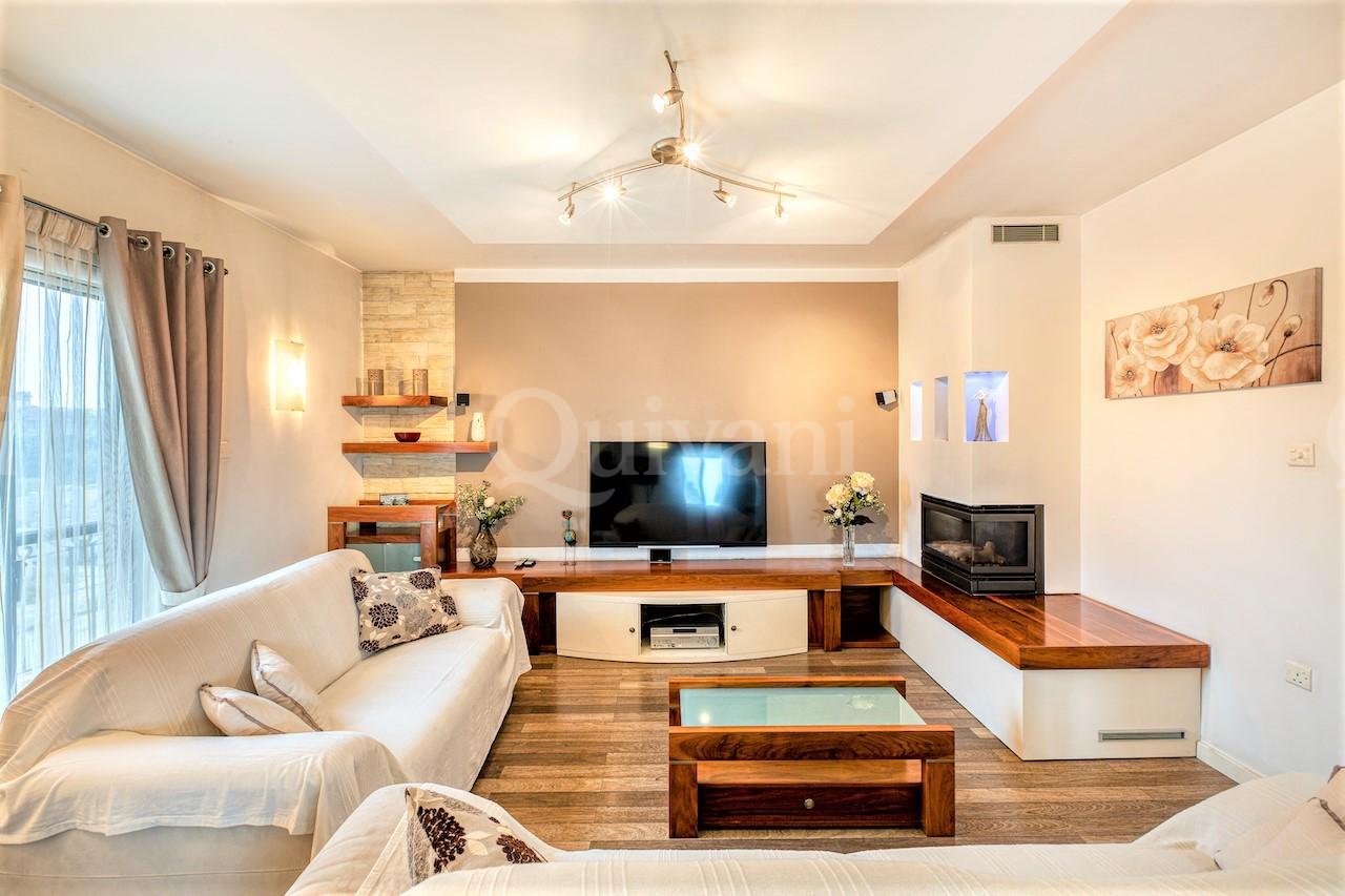 Pembroke, Furnished Apartment