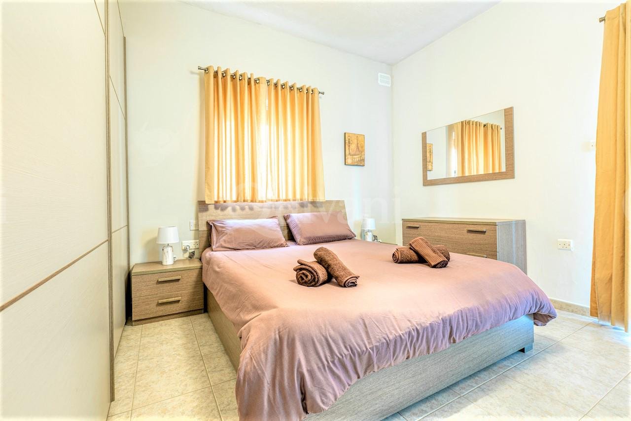 Pembroke, Furnished Apartment