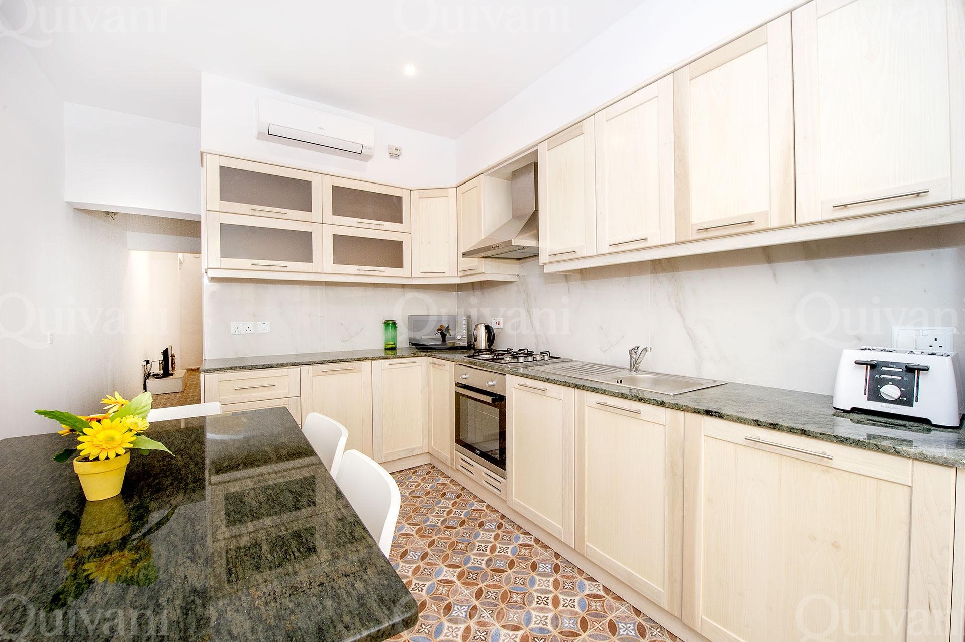 Sliema, Furnished Town House