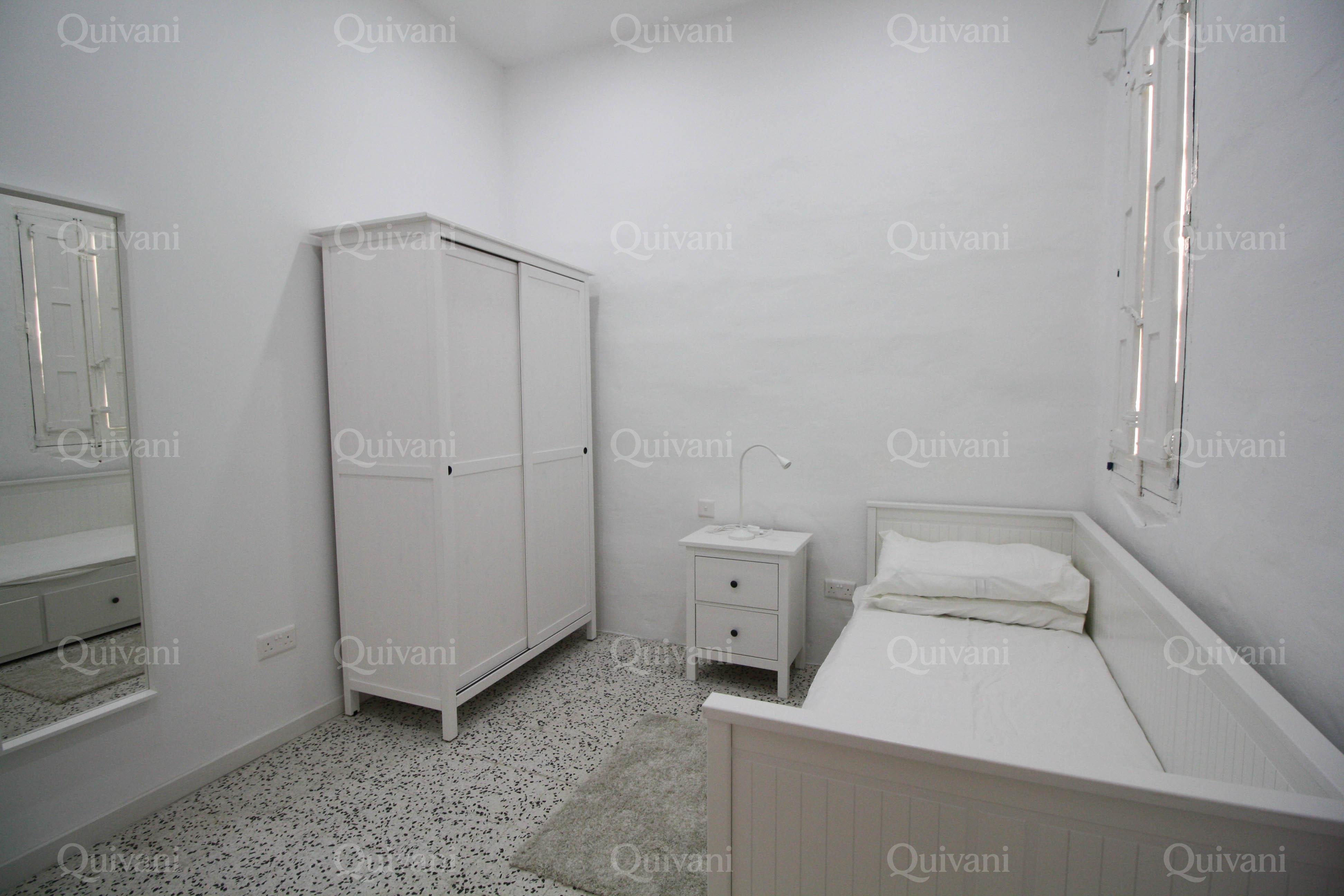 Sliema, Furnished Town House