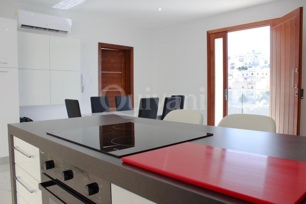 Swieqi, Furnished Villa