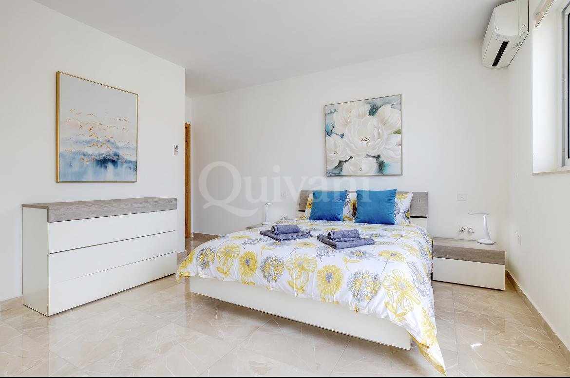 Swieqi, Furnished Penthouse