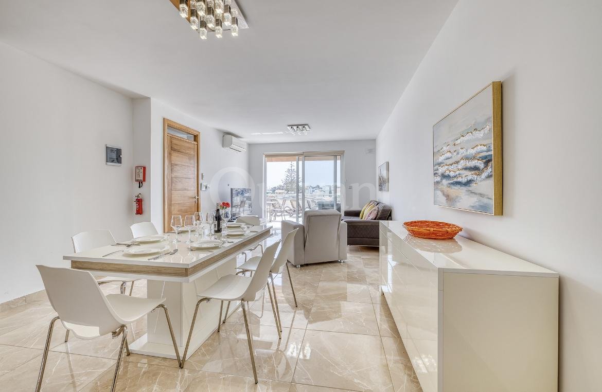 Swieqi, Furnished Penthouse