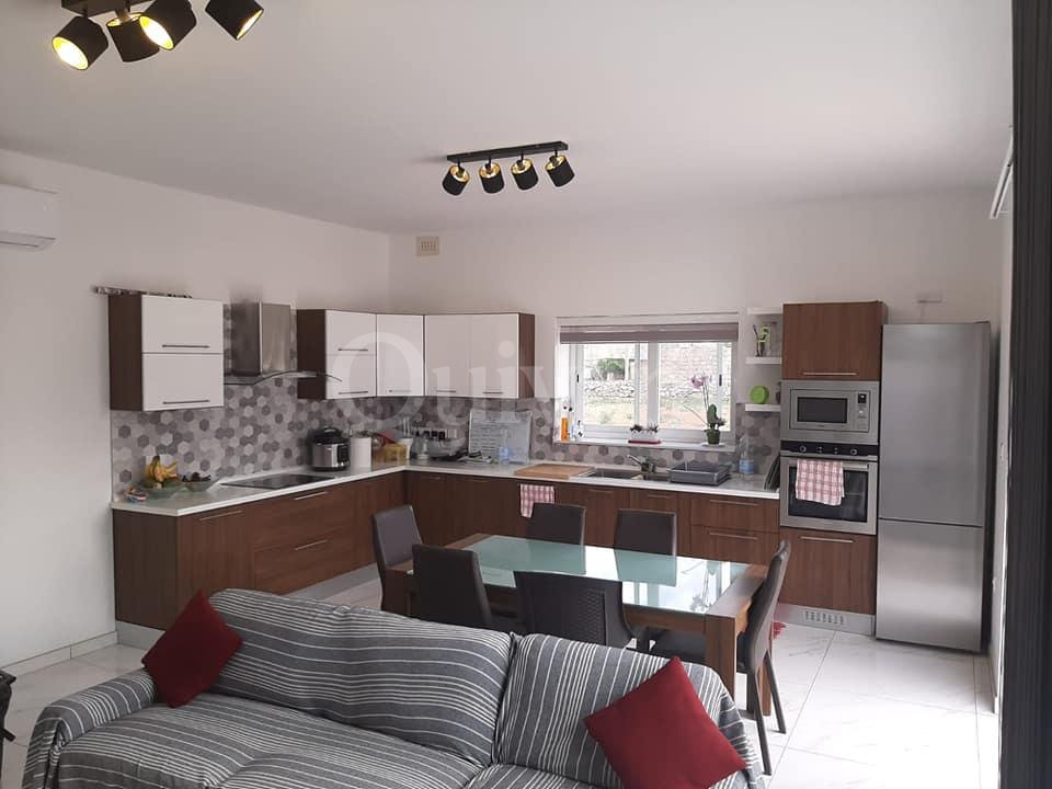 Gharghur, Furnished Maisonette