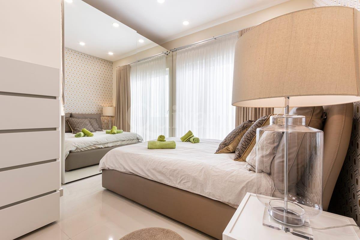 St Julians, Furnished Penthouse